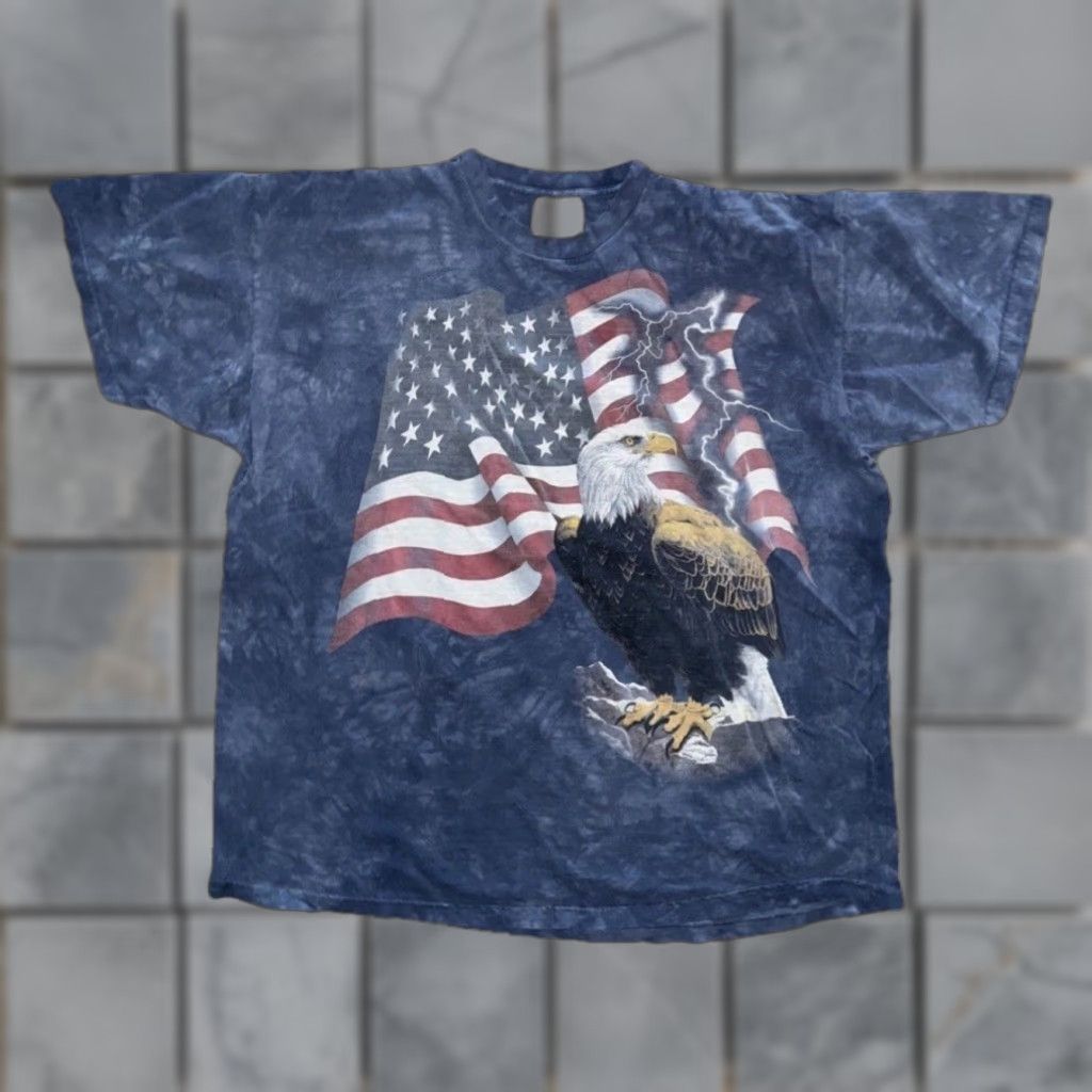 The Mountain VINTAGE The Mountain Bald Eagle American Flag T-Shirt Men’s 2XL Blue 100% Cotton USA 90s Graphic Print Shirt Mens Size US XXL / EU 58 / 5 - 1 Thumbnail
