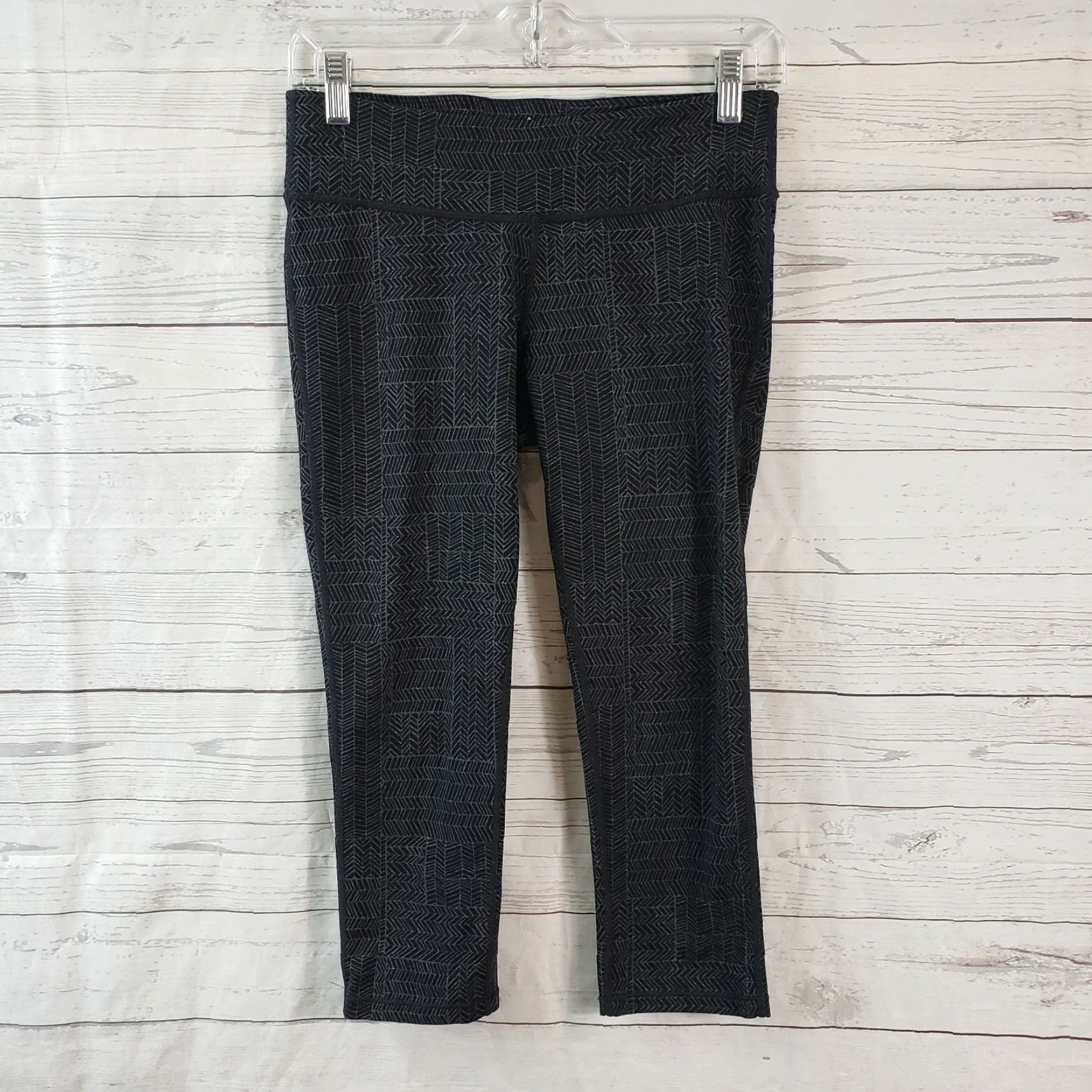 Prana VINTAGE Prana Womens Capri Leggings Sz Small Black Gray Low Rise Size 28" / US 6 / IT 42 - 2 Thumbnail