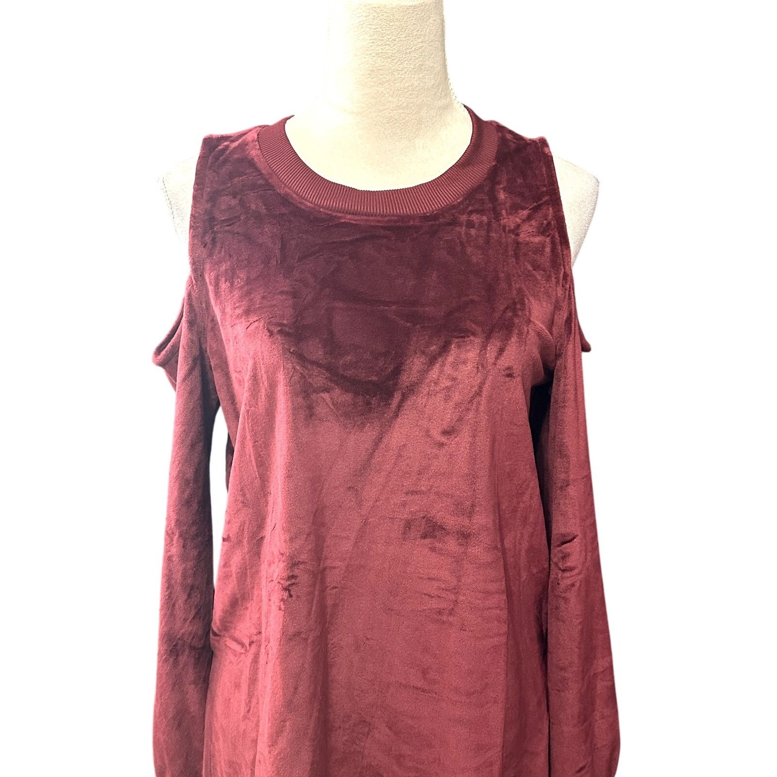 Michael Kors Michael Kors Cold Shoulder Top Slitted Velour Burgundy M NWT Size M / US 6-8 / IT 42-44 - 3 Thumbnail