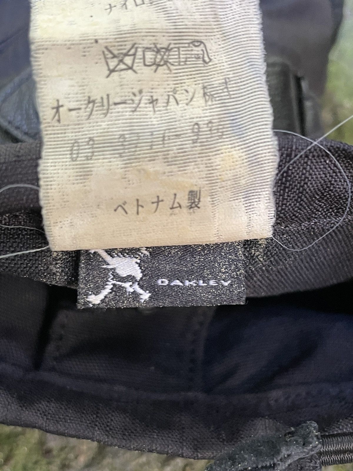 Oakley Oakley Archive 00’s Gloves Ski Metal Logo Black RARE Size ONE SIZE - 9 Thumbnail