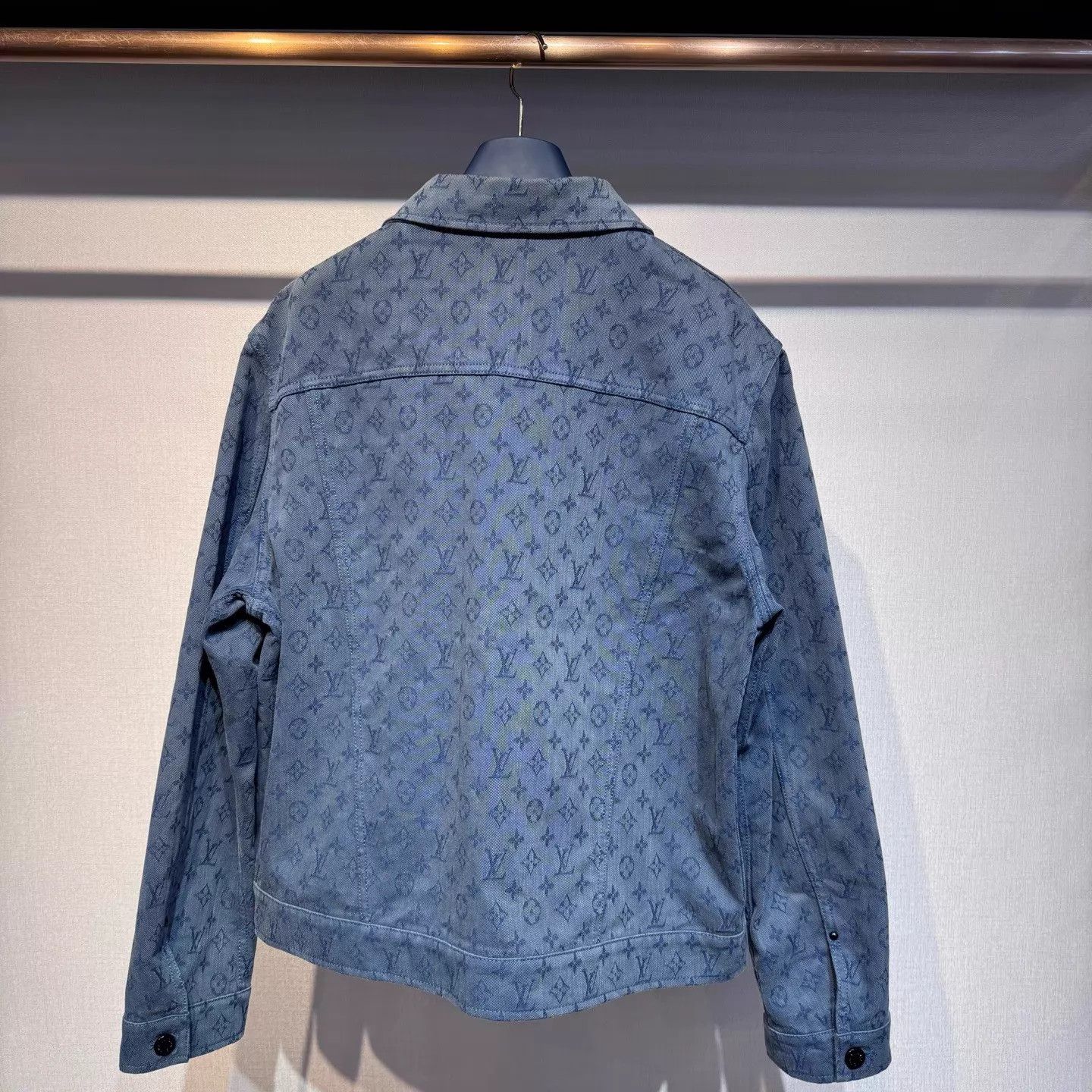 Louis Vuitton Louis Vuitton Monogram Gray Blue Denim Jacket Size 52 NWT Size US L / EU 52-54 / 3 - 2 Thumbnail
