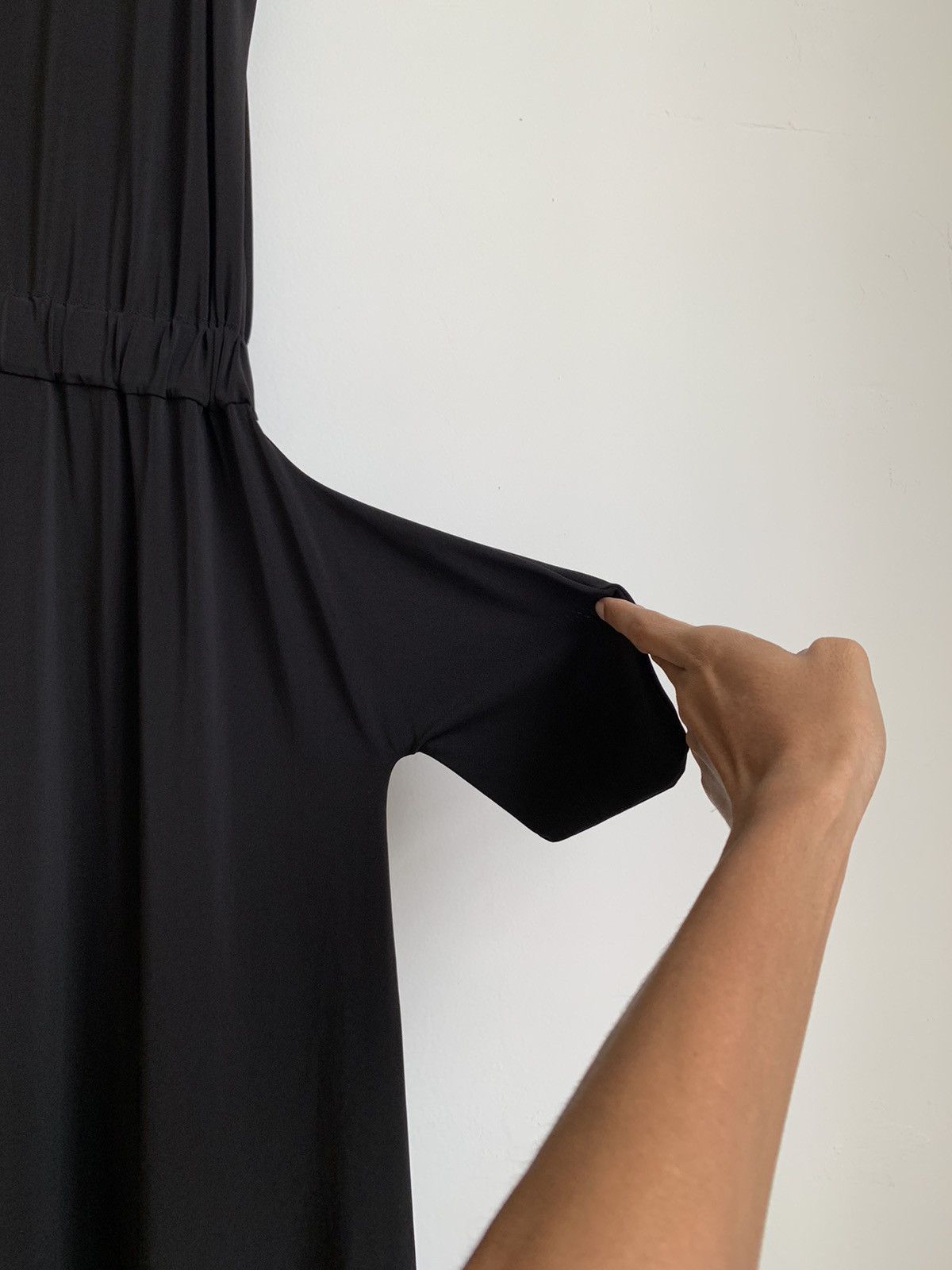 Issey Miyake Issey Miyake Sleeveless Drape Jersey Tops Size 30" / US 8 / IT 44 - 10 Thumbnail