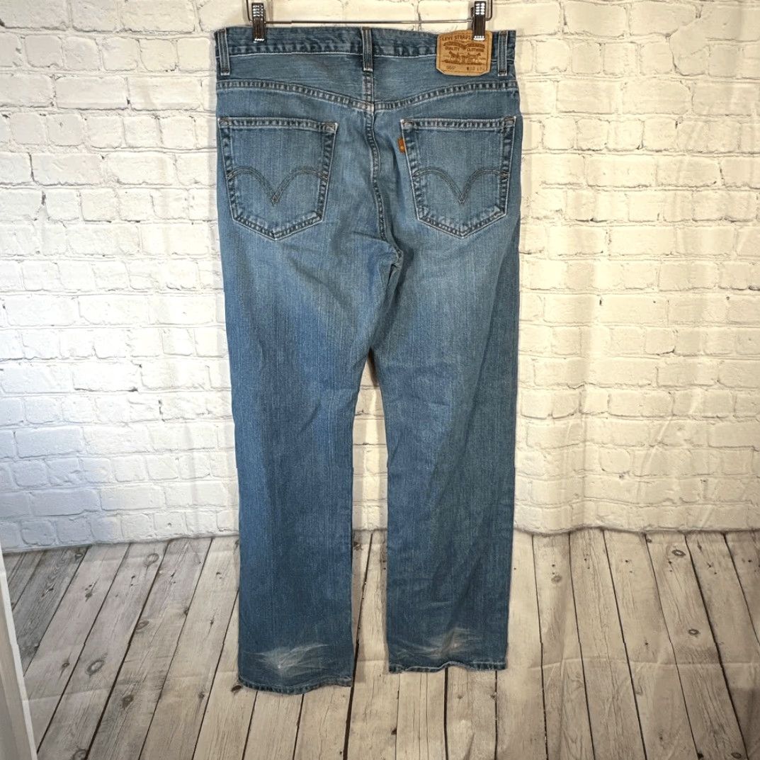 Levi's VINTAGE Levi’s 559 Jeans Mens 33 Relaxed Straight Denim W33 x L34 Blue Mens Jeans Straight 90s? Size US 33 - 7 Thumbnail