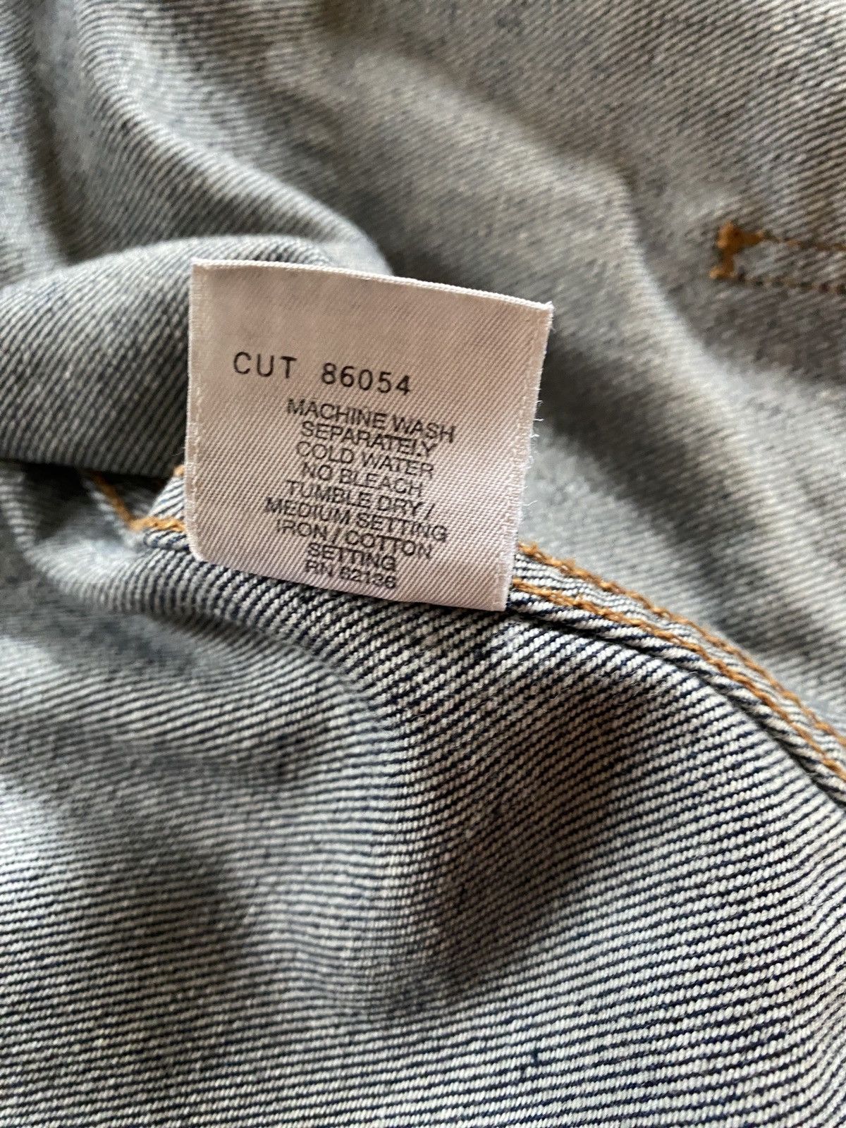 Guess × Vintage Vintage 80’s Guess Dark Blue Denim Jean Jacket Size US S / EU 44-46 / 1 - 10 Thumbnail