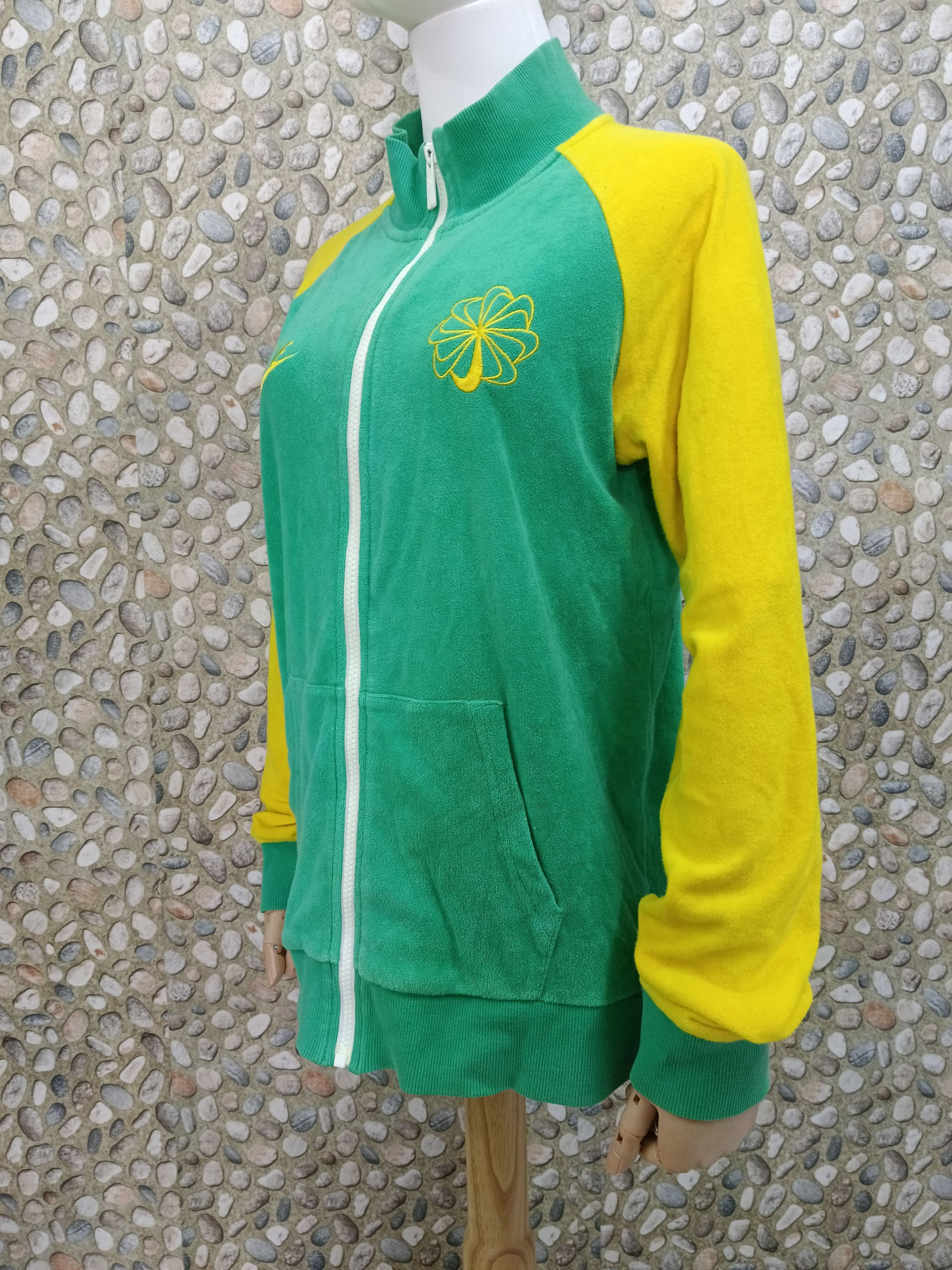Nike VINTAGE Y2K NIKE PINWHEEL HOODIE Size US M / EU 48-50 / 2 - 4 Thumbnail