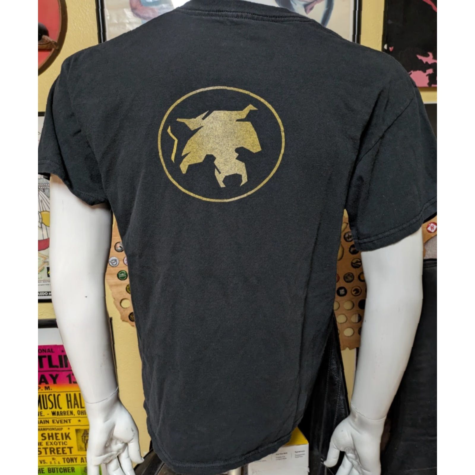 Delta Christian Brothers Honey Brandy T Shirt Large Mens Black Delta 100% Cotton Crew Neck Short Sleeve Shirt Decades Beer Bars Restaurants Holiday 36% ABV Size US L / EU 52-54 / 3 - 3 Thumbnail