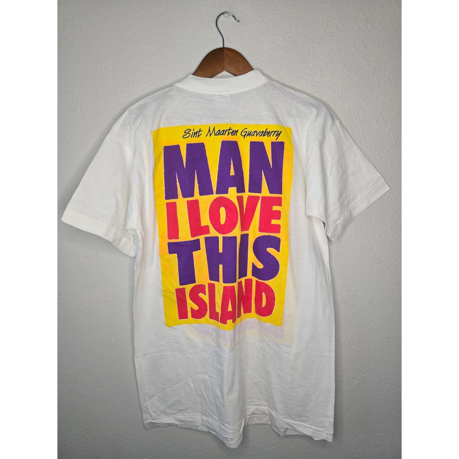 Vintage Vintage Sint Maarten Guavaberry MAN I LOVE THIS SLAND Tee Size US L / EU 52-54 / 3 - 4 Thumbnail