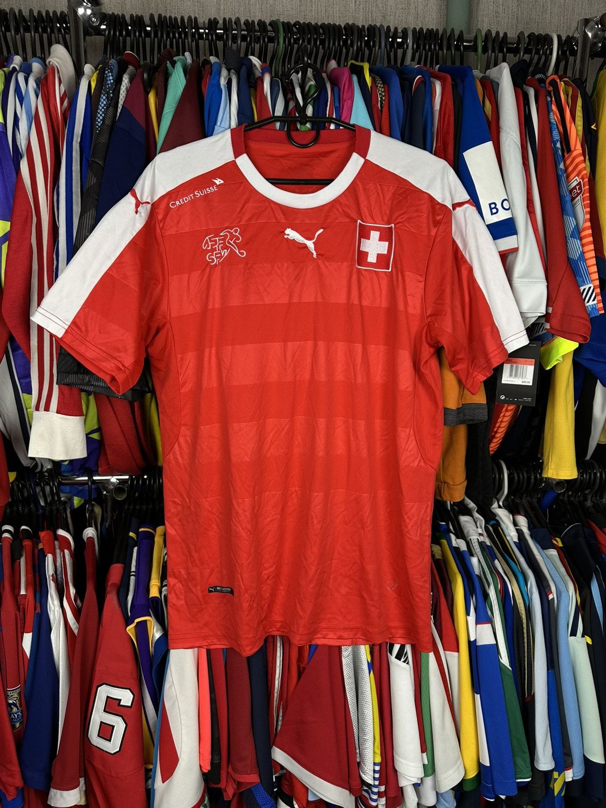 Puma SWITZERLAND 2016 2018 HOME FOOTBALL SHIRT SOCCER JERSEY L Size US L / EU 52-54 / 3 - 1 Thumbnail