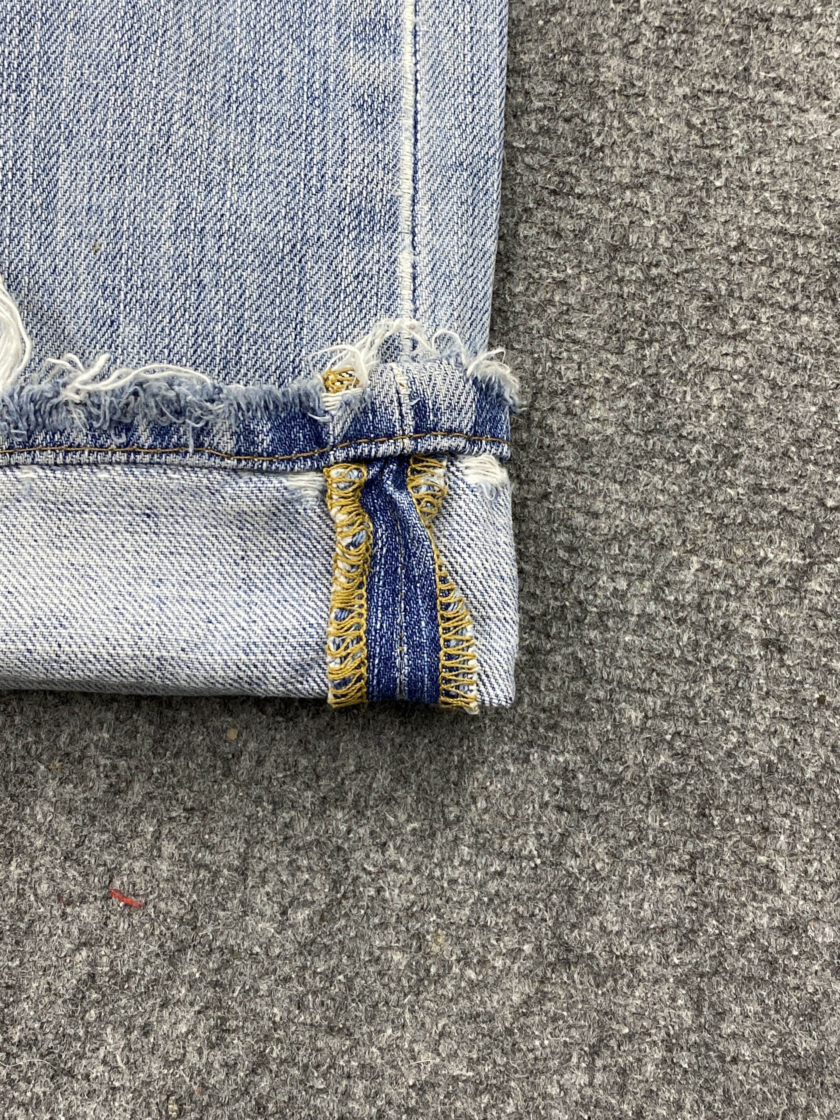 Levi's Distressed Vintage Levis 527 Flared Bootcut Denim DP2707 Size US 28 / EU 44 - 12 Thumbnail