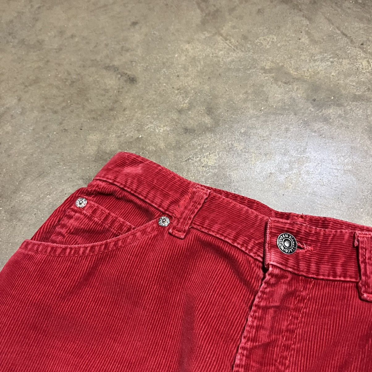 Levi's Vintage 70s Levi’s Red Corduroy Pants Straight Western USA Size US 27 - 9 Thumbnail