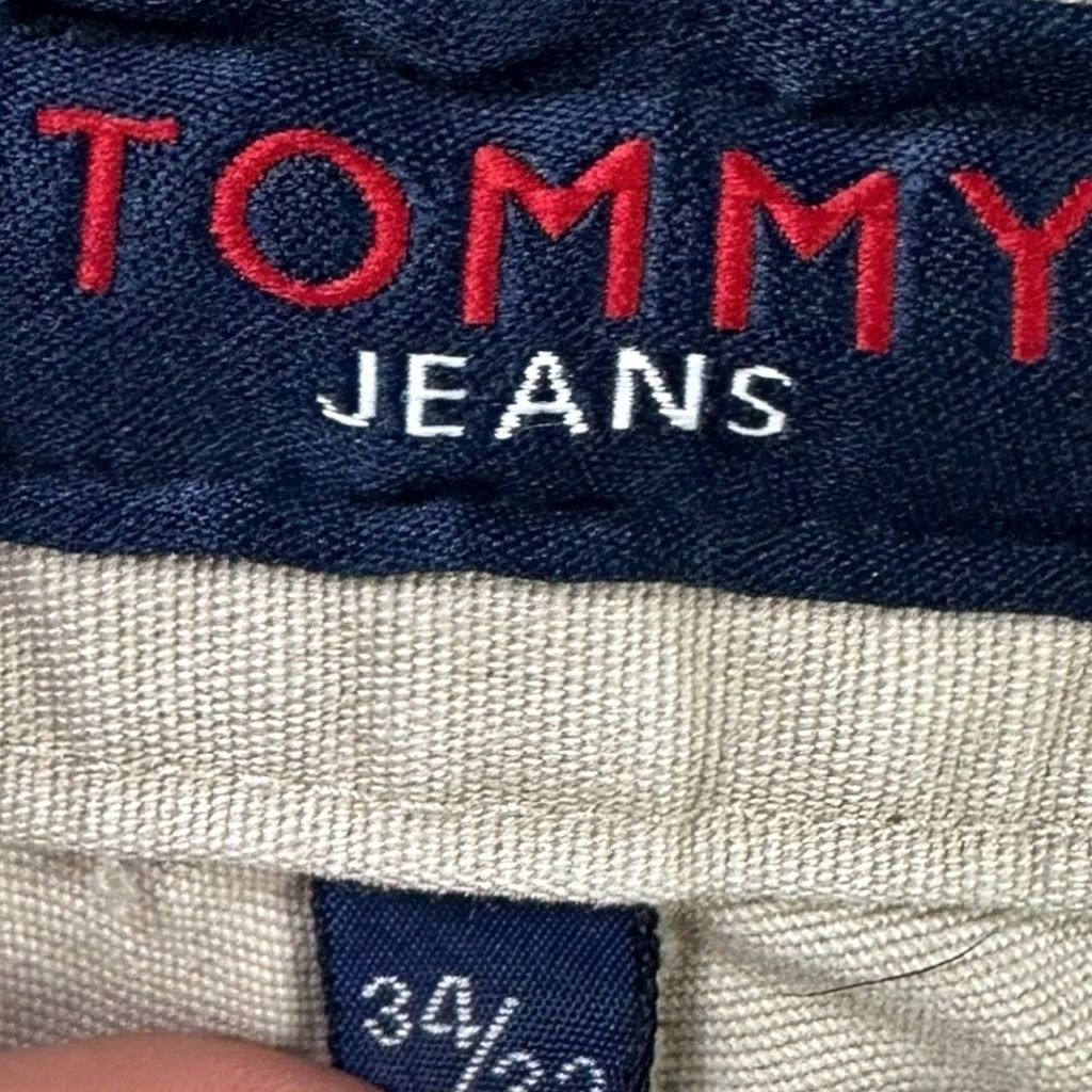 Vintage Tommy Jeans Cargo Pants Men 34X32 Tan Cotton Relaxed Fit Drawstring Pockets Flat Front Straight Leg EUC Size US 34 / EU 50 - 4 Thumbnail