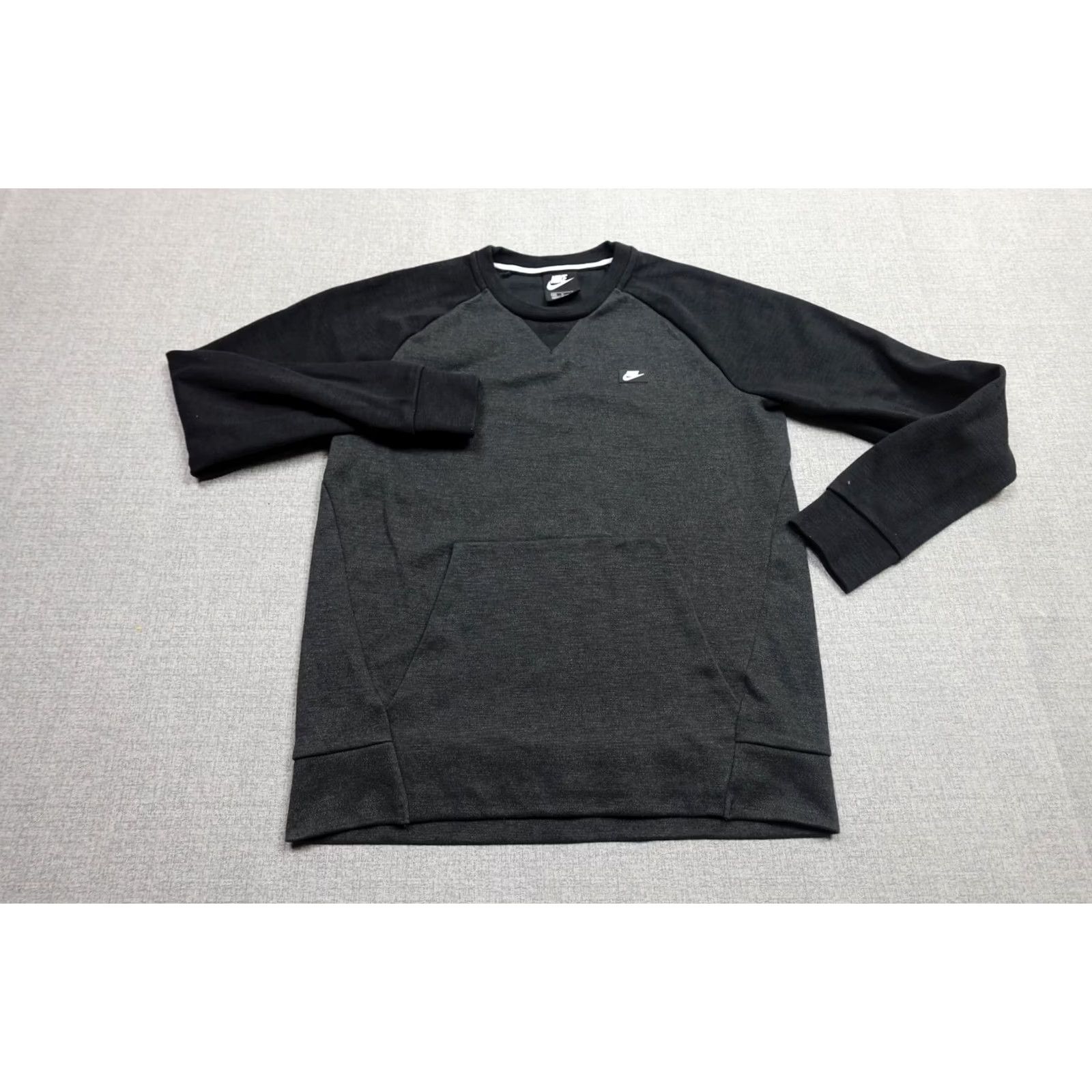 Nike Nike Sweatshirt Mens M Black Crewneck Fleece Kangaroo Pocket Logo Dri-Fit Size US M / EU 48-50 / 2 - 3 Thumbnail