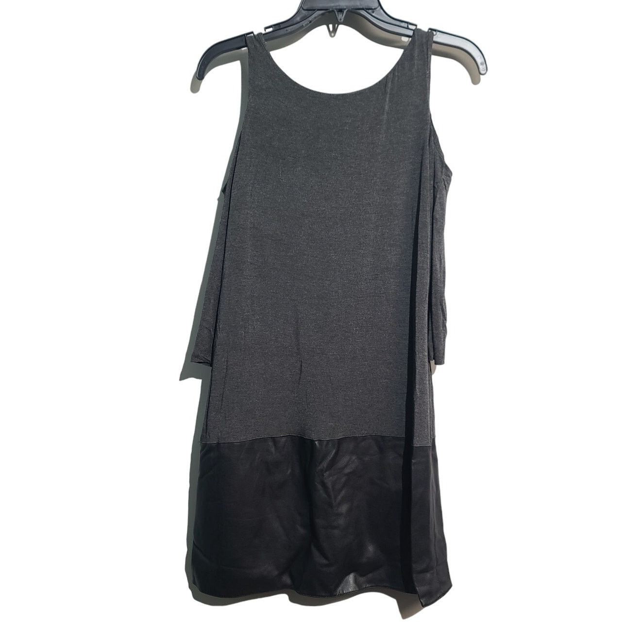 Bailey 44 Bailey 44 Cold Shoulder Drop Waist Dress Size S / US 4 / IT 40 - 3 Thumbnail