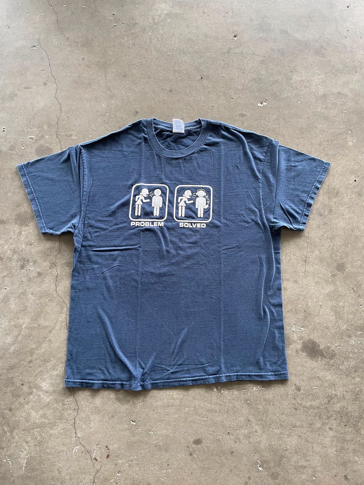 Vintage vintage tee”problem solved” Size US XL / EU 56 / 4 - 1 Thumbnail