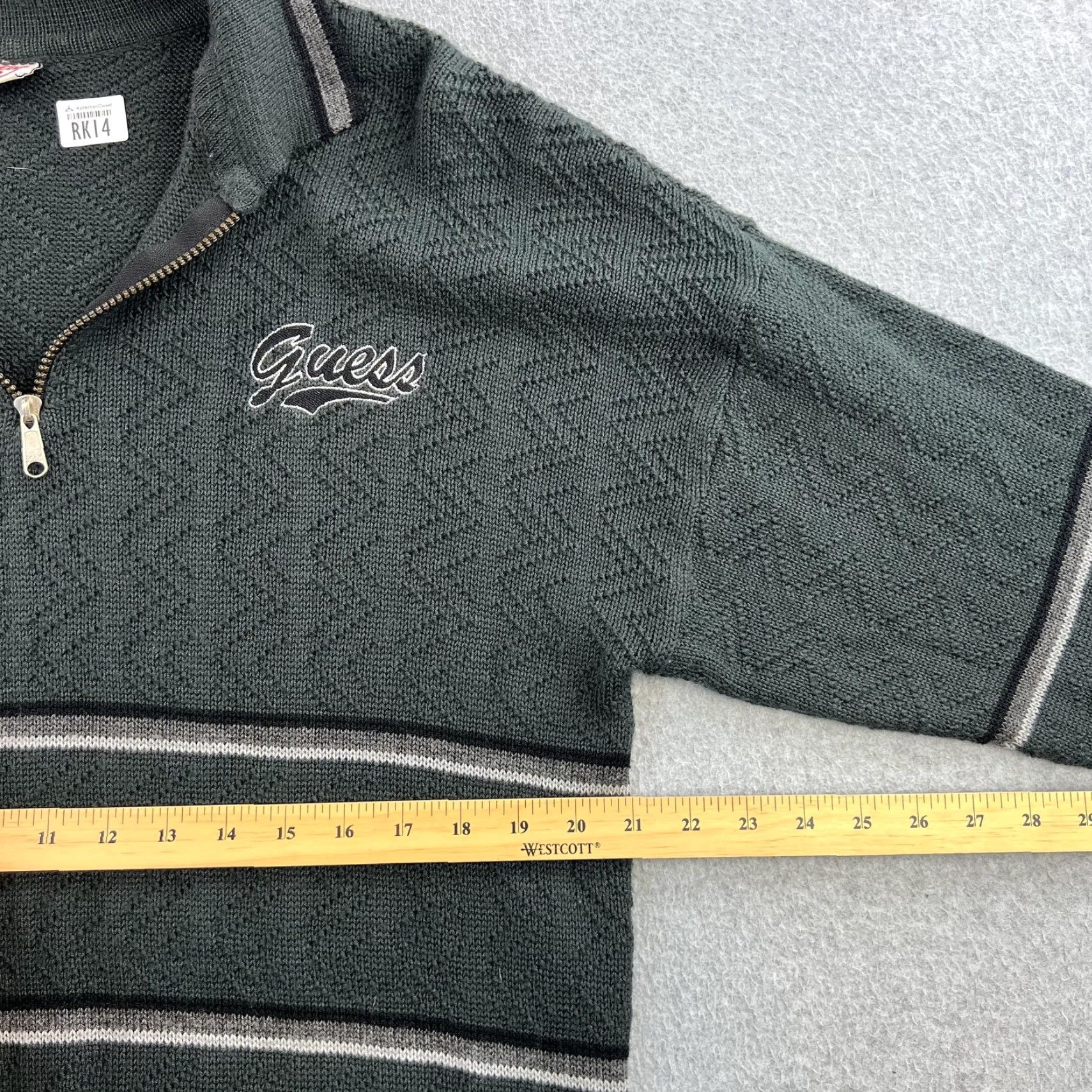 Guess VINTAGE GUESS Sweater Mens XL Green 1/4 Zip Collared Striped Made USA 90s Size US XL / EU 56 / 4 - 2 Thumbnail