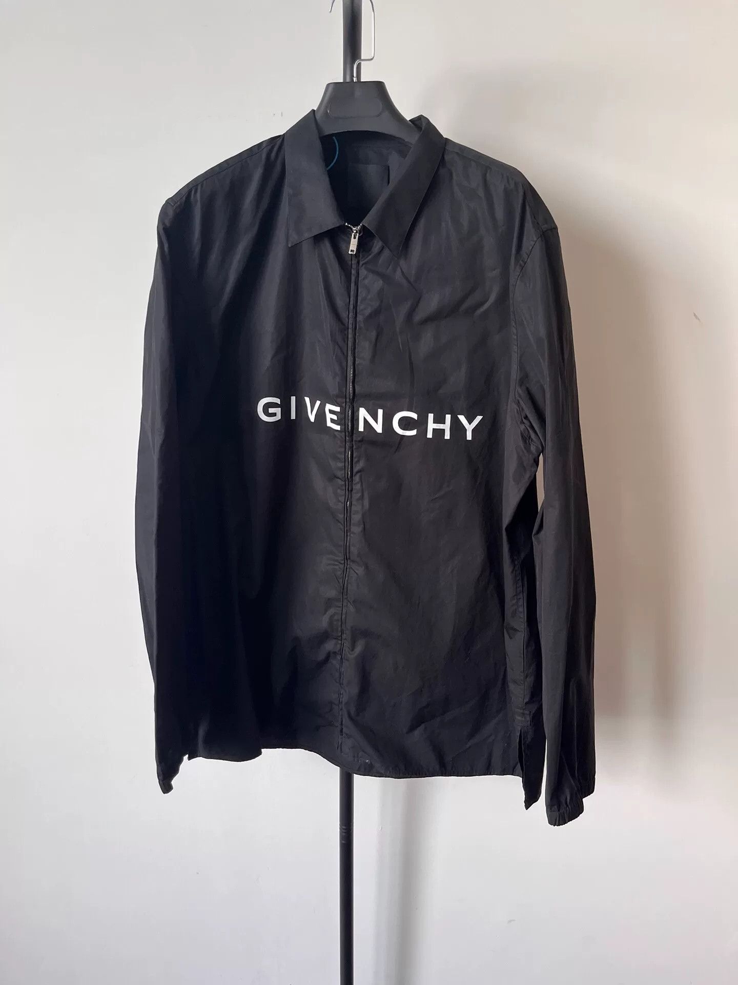 Givenchy Givenchy Black Logo Print Long Sleeve Shirt Size US L / EU 52-54 / 3 - 1 Thumbnail