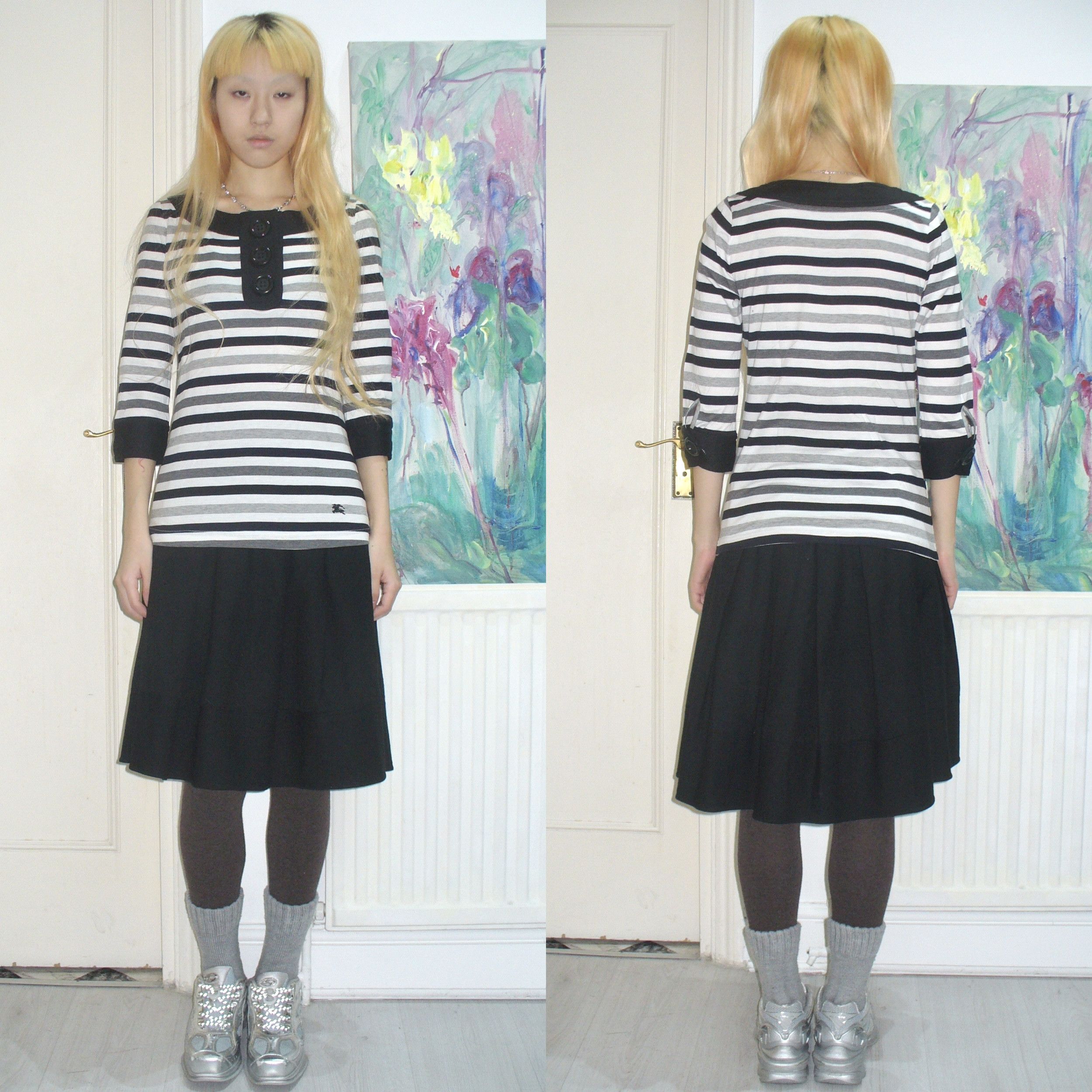 Burberry Burberry Blue Label black lowkey knee-length skirt. Size 25" / US 0 / IT 36 - 3 Thumbnail
