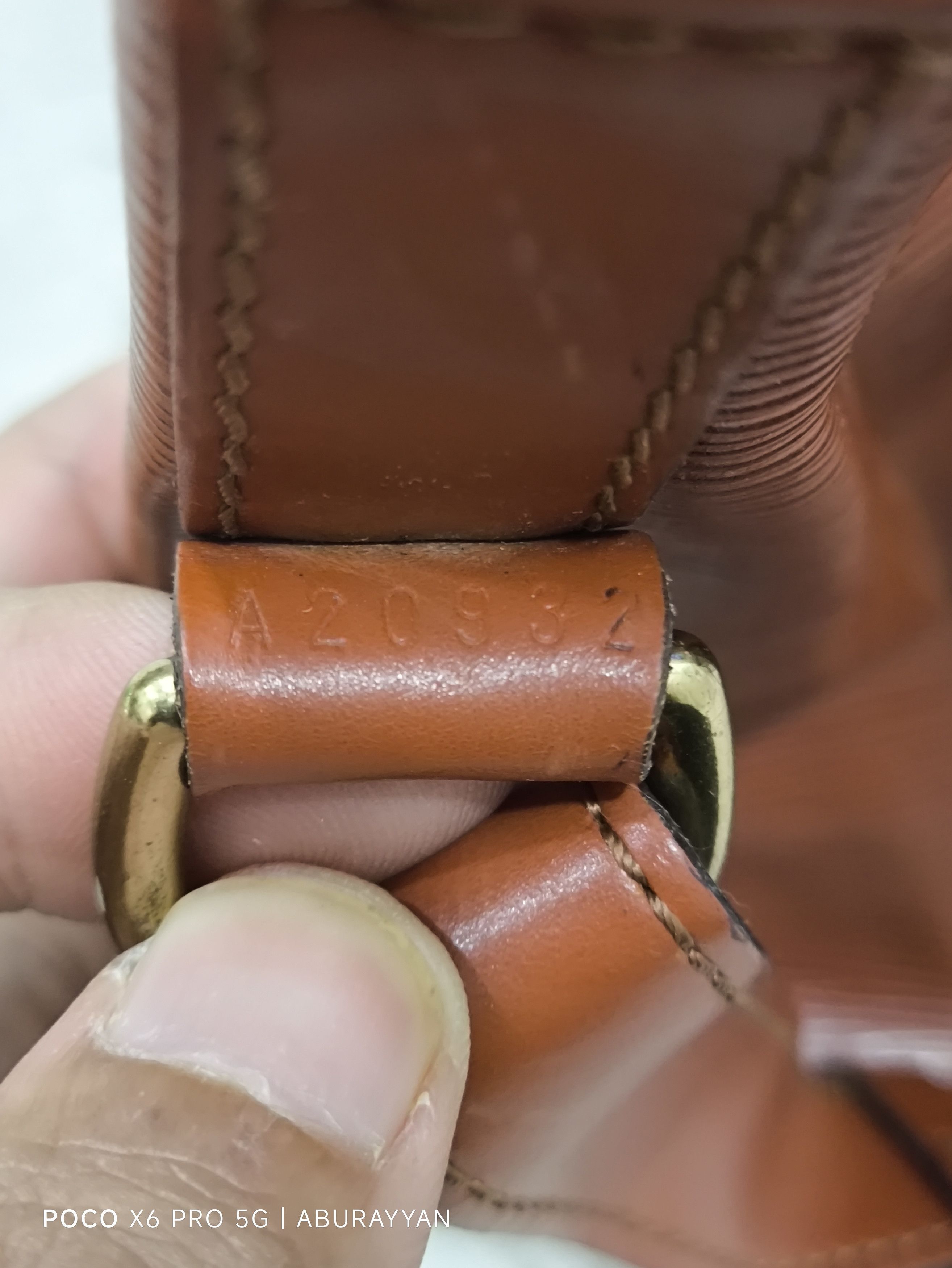 Louis Vuitton Louis Vuitton Brown Epi Leather Petit Noe Shoulder Bag Size ONE SIZE - 10 Thumbnail