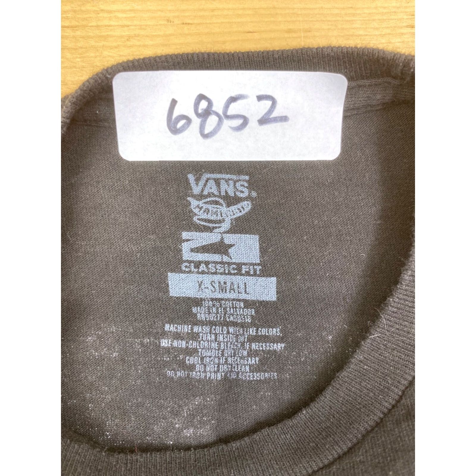 Vans Vans T Shirt XS Black Casual Short Sleeve Crew Neck Men Regular Graphic Print - off the Wall - 6852 Size US XS / EU 42 / 0 - 4 Thumbnail