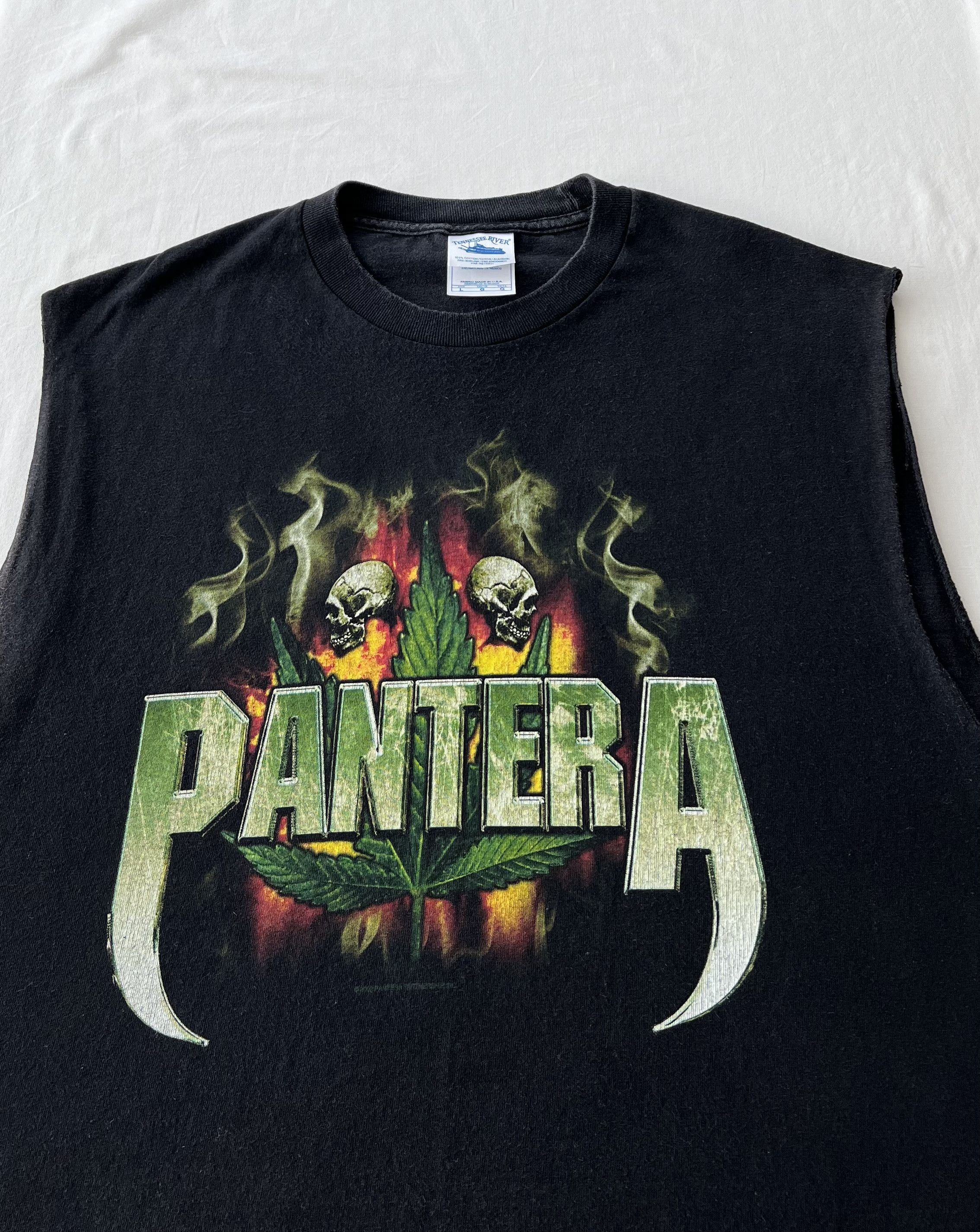 Band Tees Vintage 2002 Pantera Marijuana Skull & Weed Black Sleeveless Size US L / EU 52-54 / 3 - 4 Thumbnail