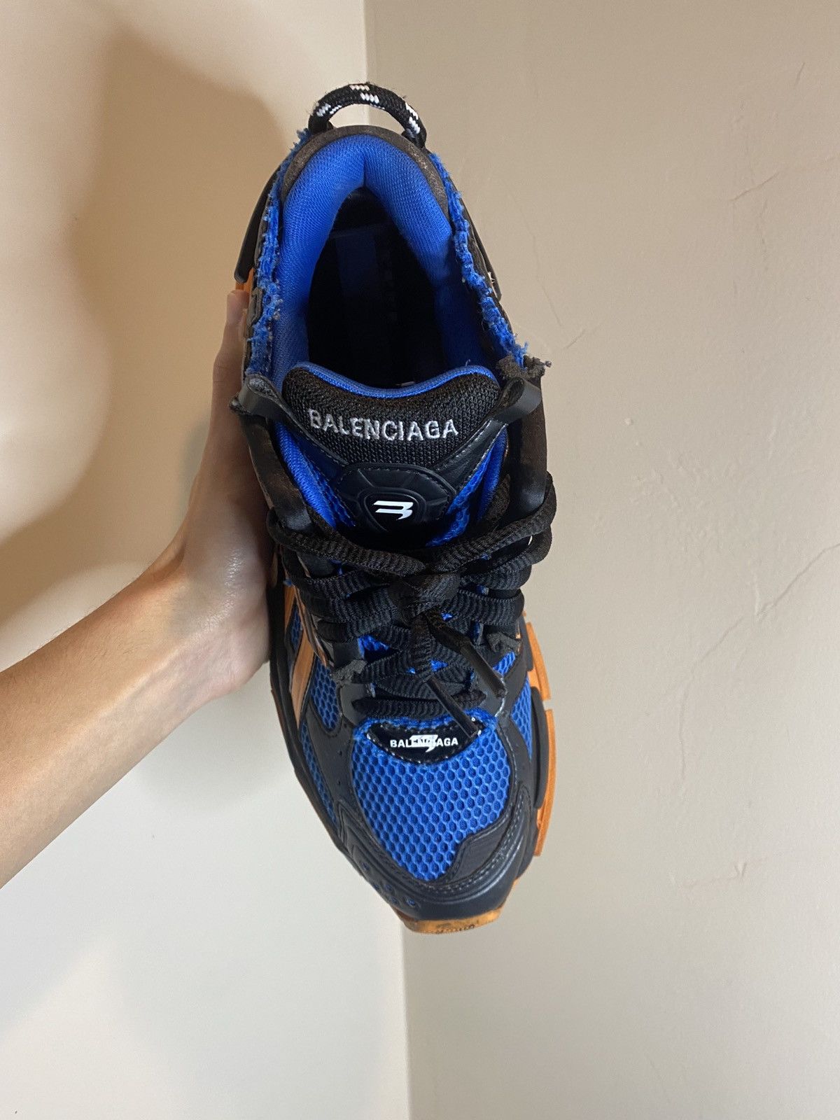 Balenciaga Balenciaga Runner ( size 43 EU | 10.5-11 US ) Size US 10 / EU 43 - 5 Thumbnail