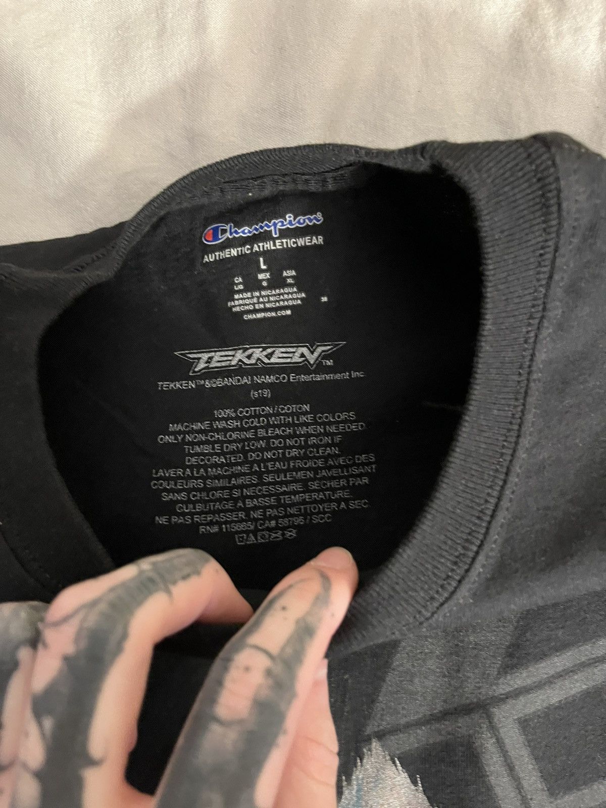 Champion Kazuya mishima tekken tee Size US L / EU 52-54 / 3 - 2 Thumbnail