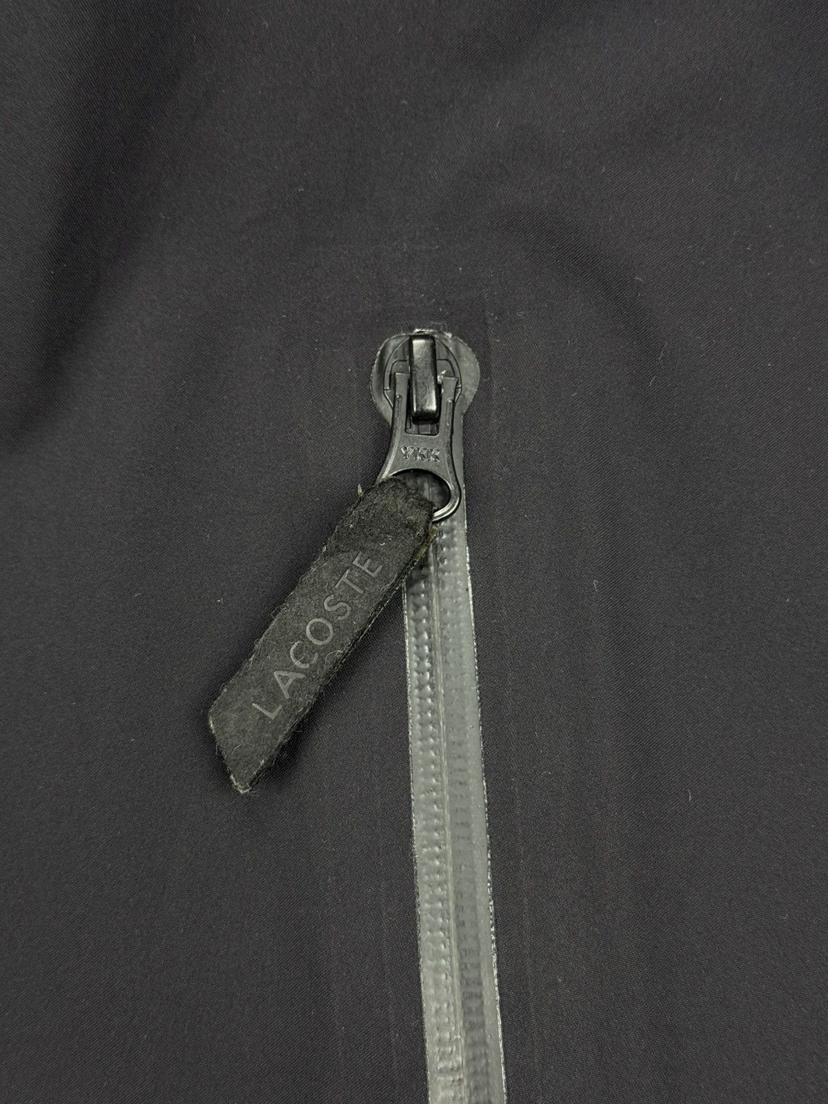 Lacoste LACOSTE All Black Edition Tonal Logo Waterproof Gorpcore Size US M / EU 48-50 / 2 - 3 Thumbnail