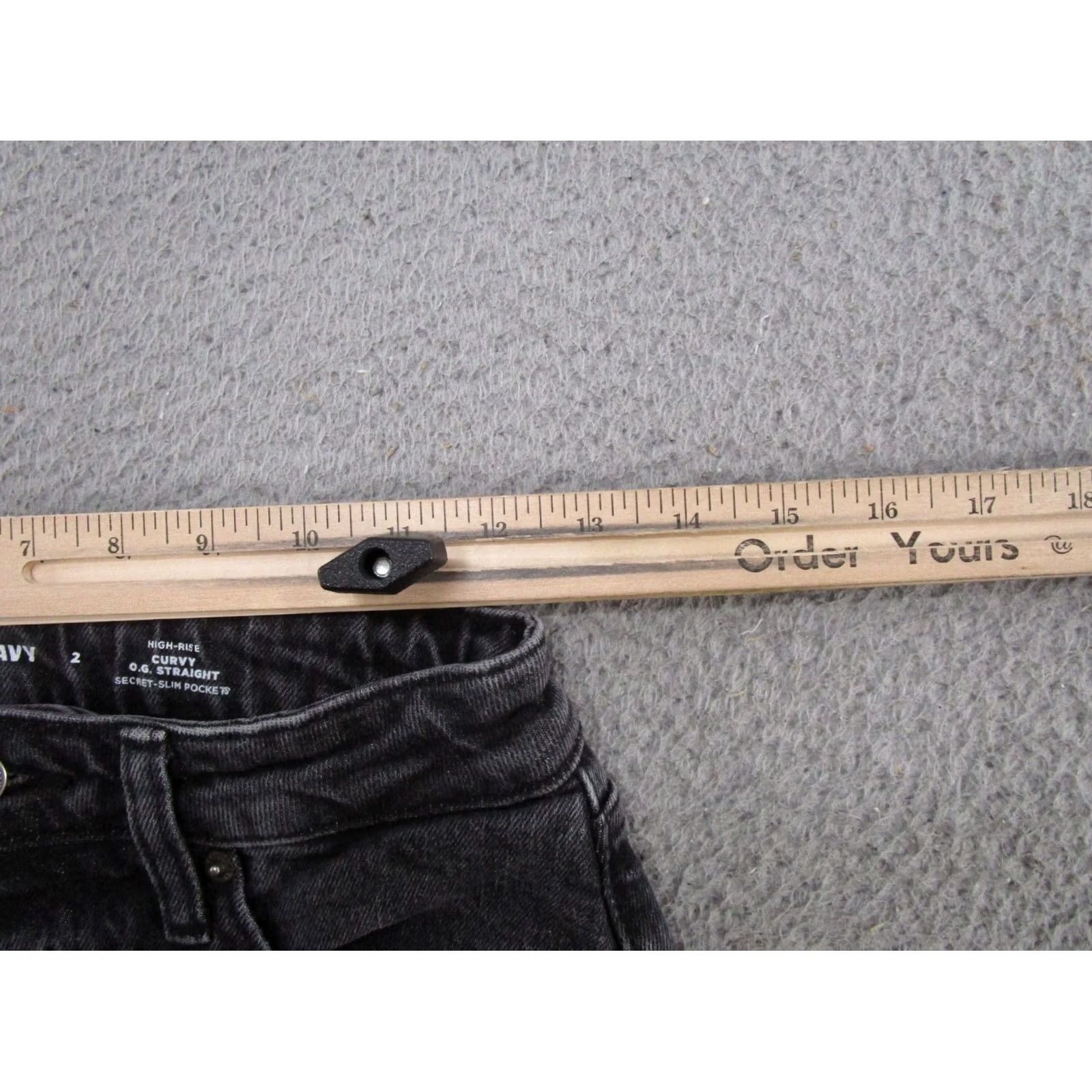 Old Navy Old Navy OG Curvy High Rise Straight Leg Black Denim Jeans Size 2 Distressed Size 26" / US 2 / IT 38 - 6 Thumbnail