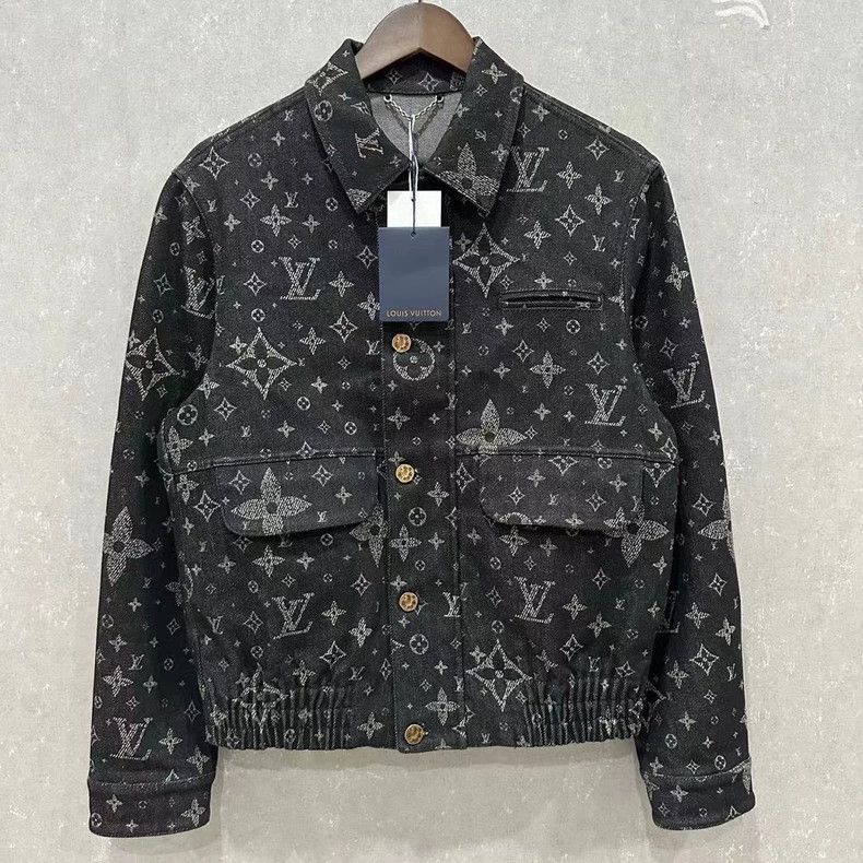Louis Vuitton Louis Vuitton Baby's breath Logo denim jacket Size US S / EU 44-46 / 1 - 1 Thumbnail