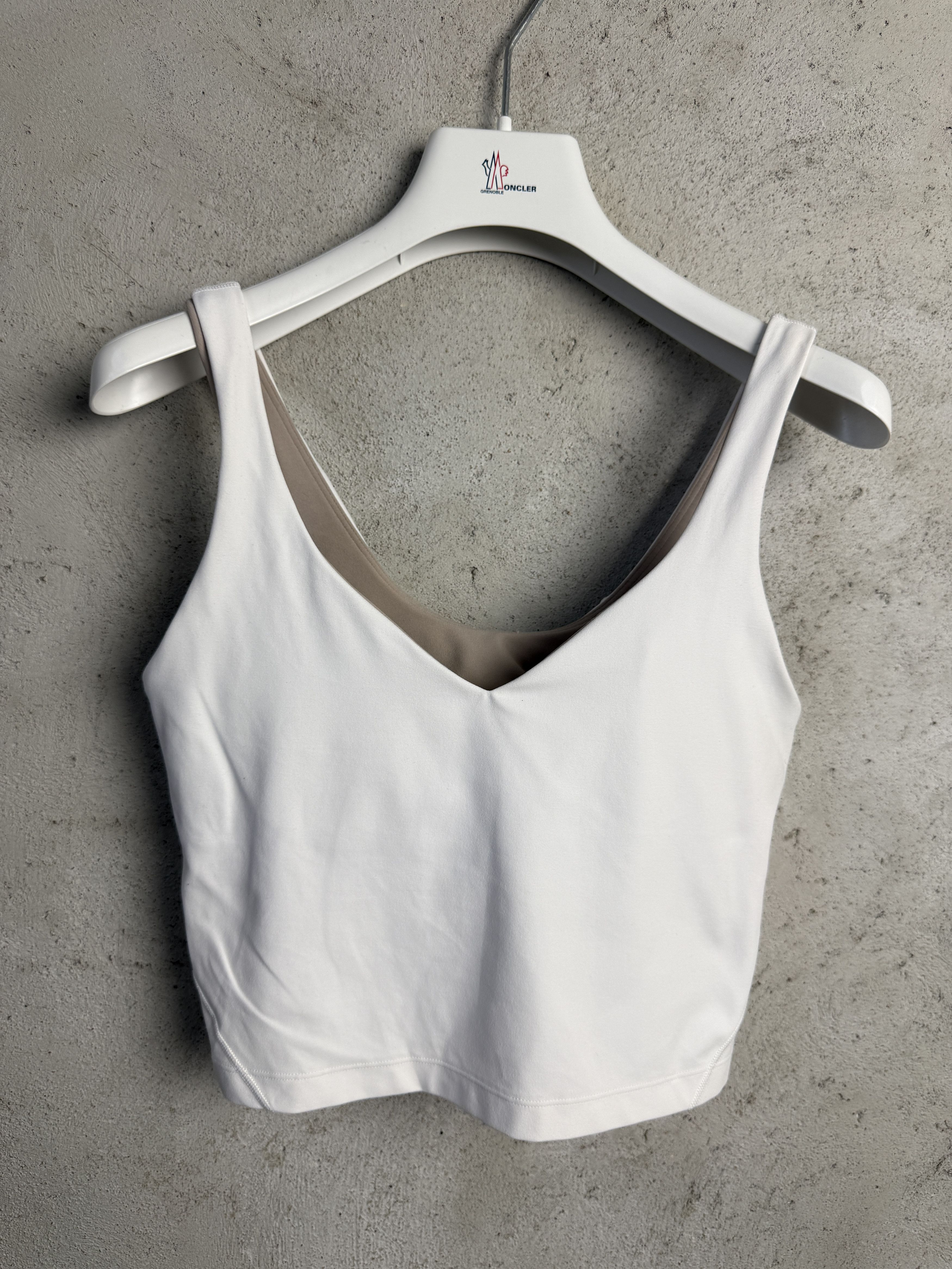 Lululemon Lululemon Align Tank top crop small logo pilates yoga sport Size M / US 6-8 / IT 42-44 - 2 Thumbnail