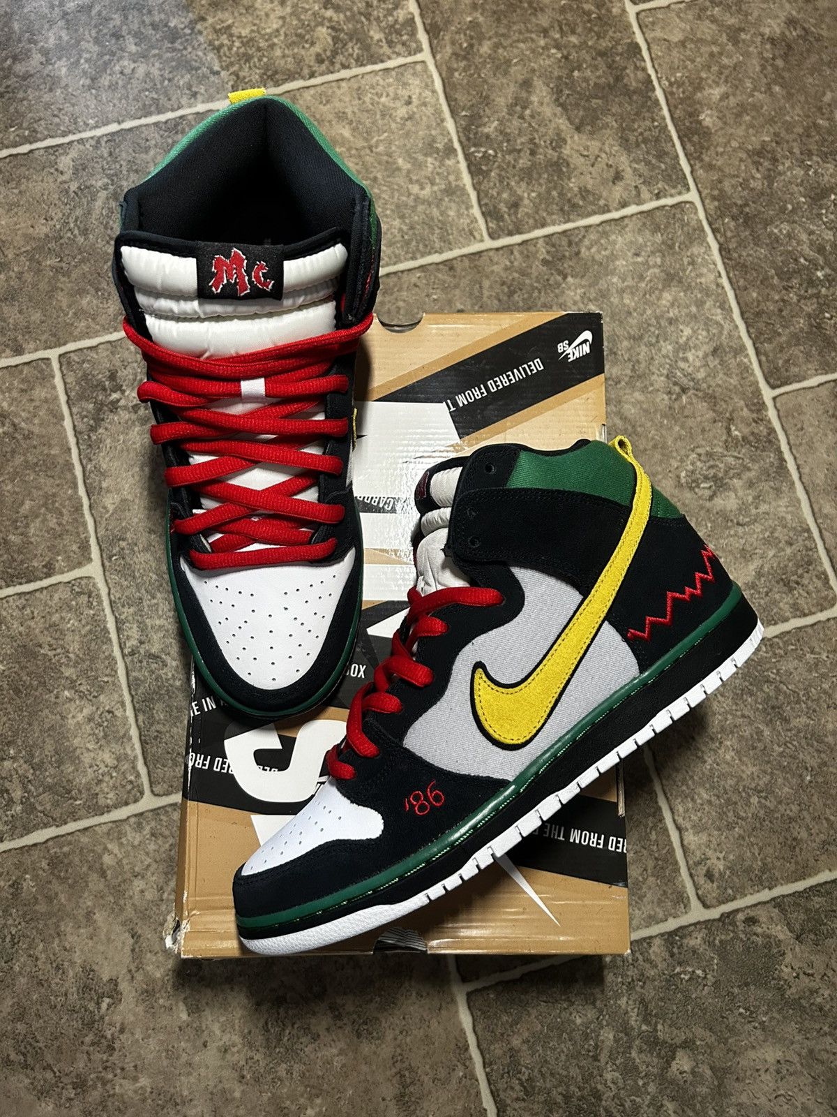 Nike DS Nike SB Dunk High McRad 2012 Brand New Size US 10 / EU 43 - 1 Thumbnail