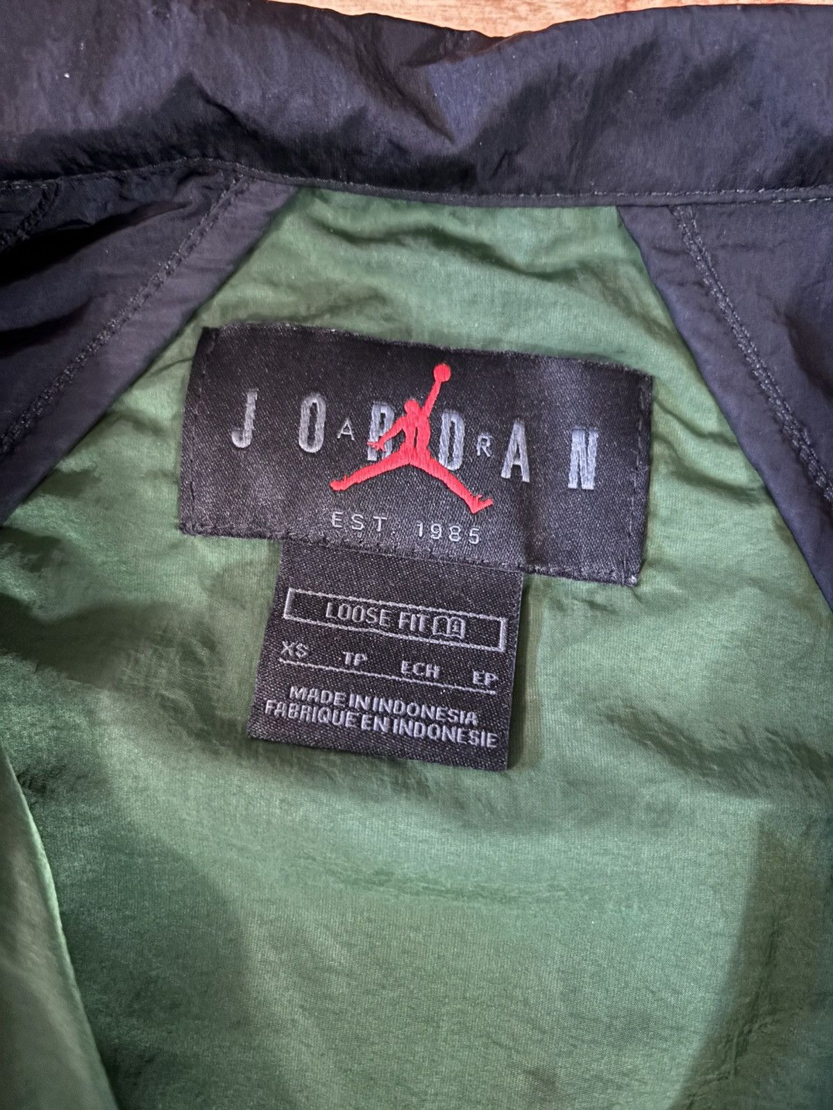 Jordan Brand × Off-White Green and black Jordan x off white Virgil Sz XS windbreaker Size US XS / EU 42 / 0 - 4 Thumbnail