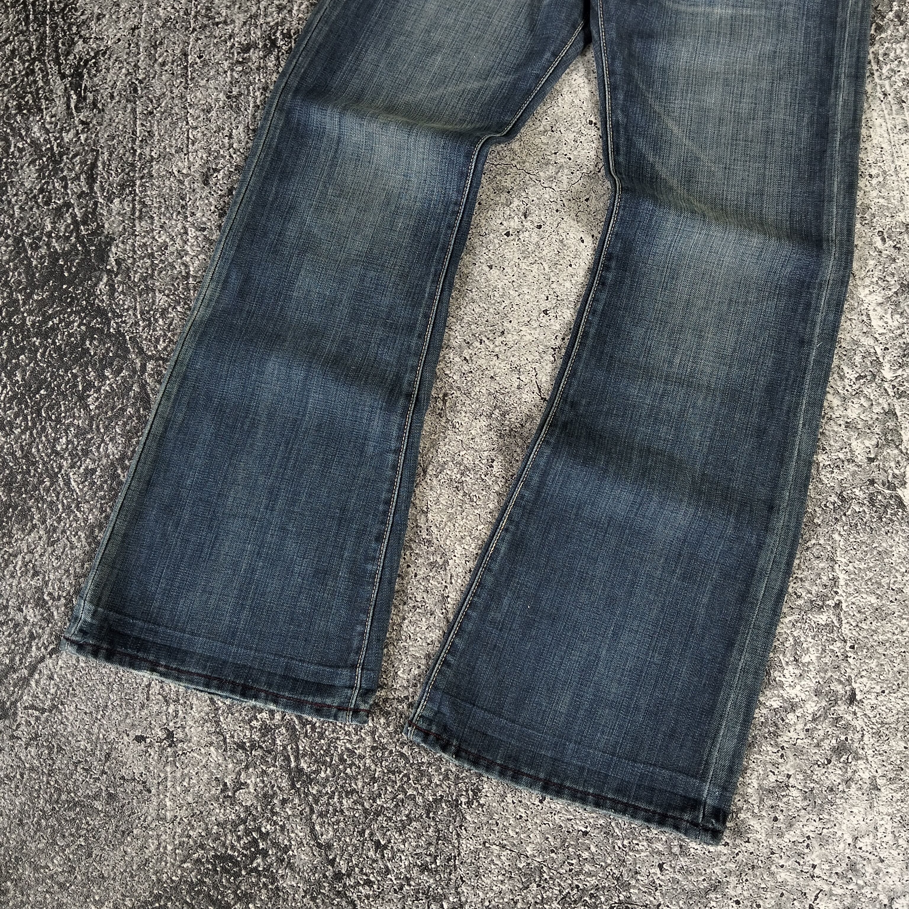 7 For All Mankind 7 For All Mankind Flared Button Fly Blue Wash Faded Jeans Size US 30 / EU 46 - 3 Thumbnail