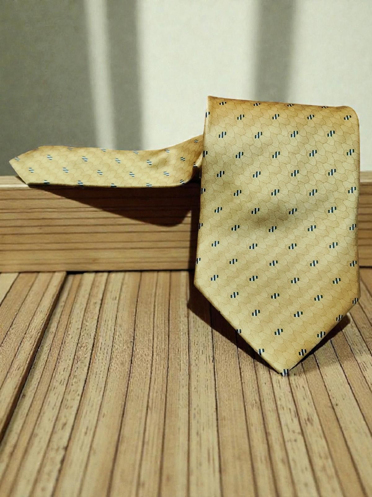 Indochino Indochina Silk Men's Tie in Beige with Pattern Size ONE SIZE - 2 Thumbnail