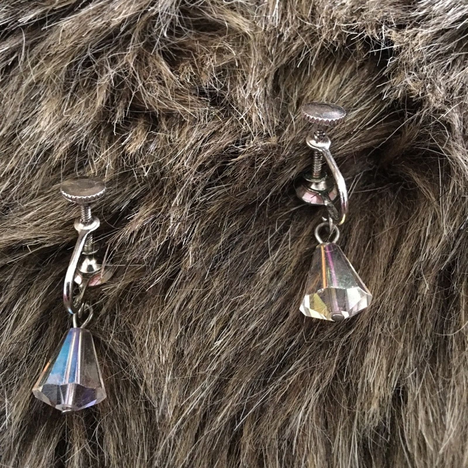 Vintage Vintage 50s clear aurora borealis clip earrings Size ONE SIZE - 3 Thumbnail
