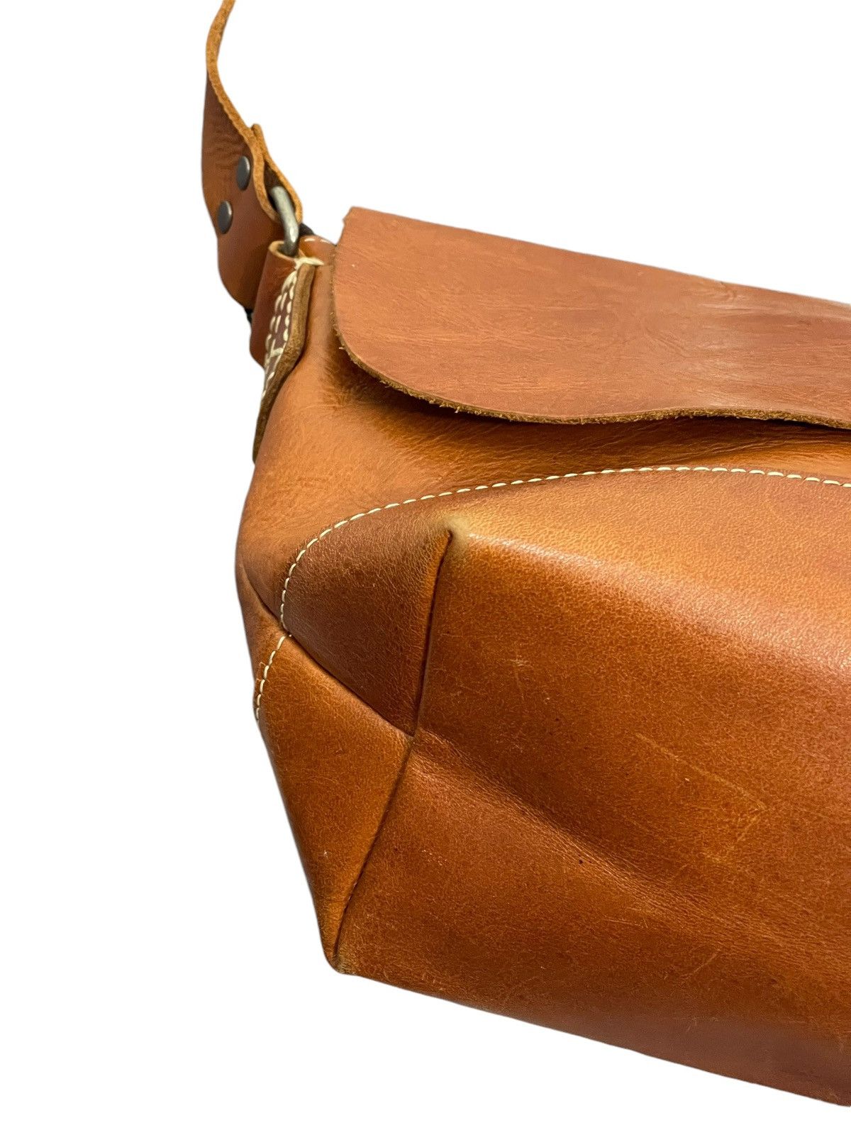 Japanese Brand Full Leather Patina Beach Sound Cross Body Bag 4🟩 Size ONE SIZE - 6 Thumbnail