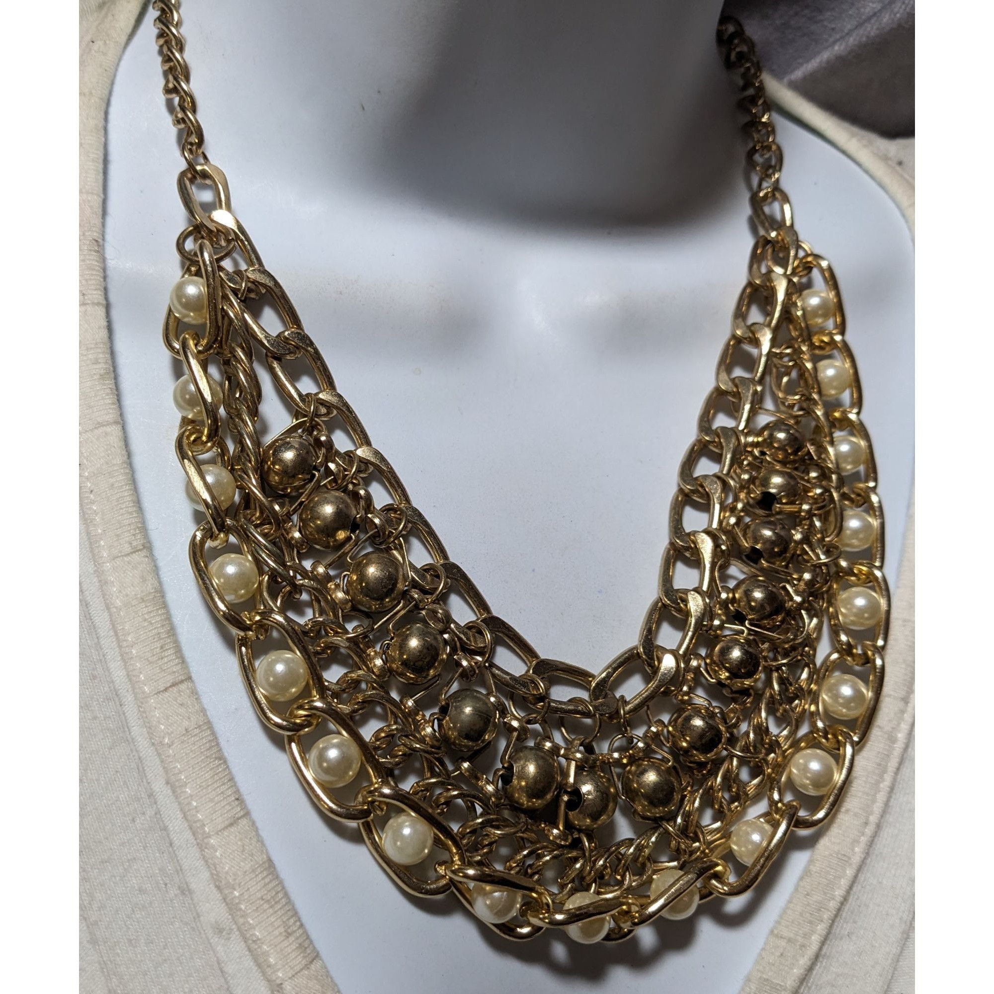 Other Glamorous Gold Chain Pearl Bib Necklace Size ONE SIZE - 7 Thumbnail