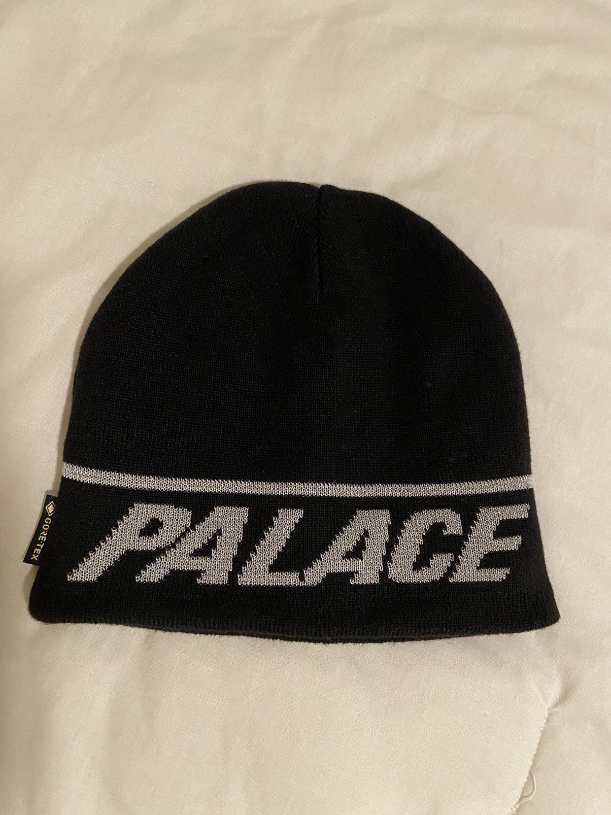 Arcteryx 2024 x palace beanie