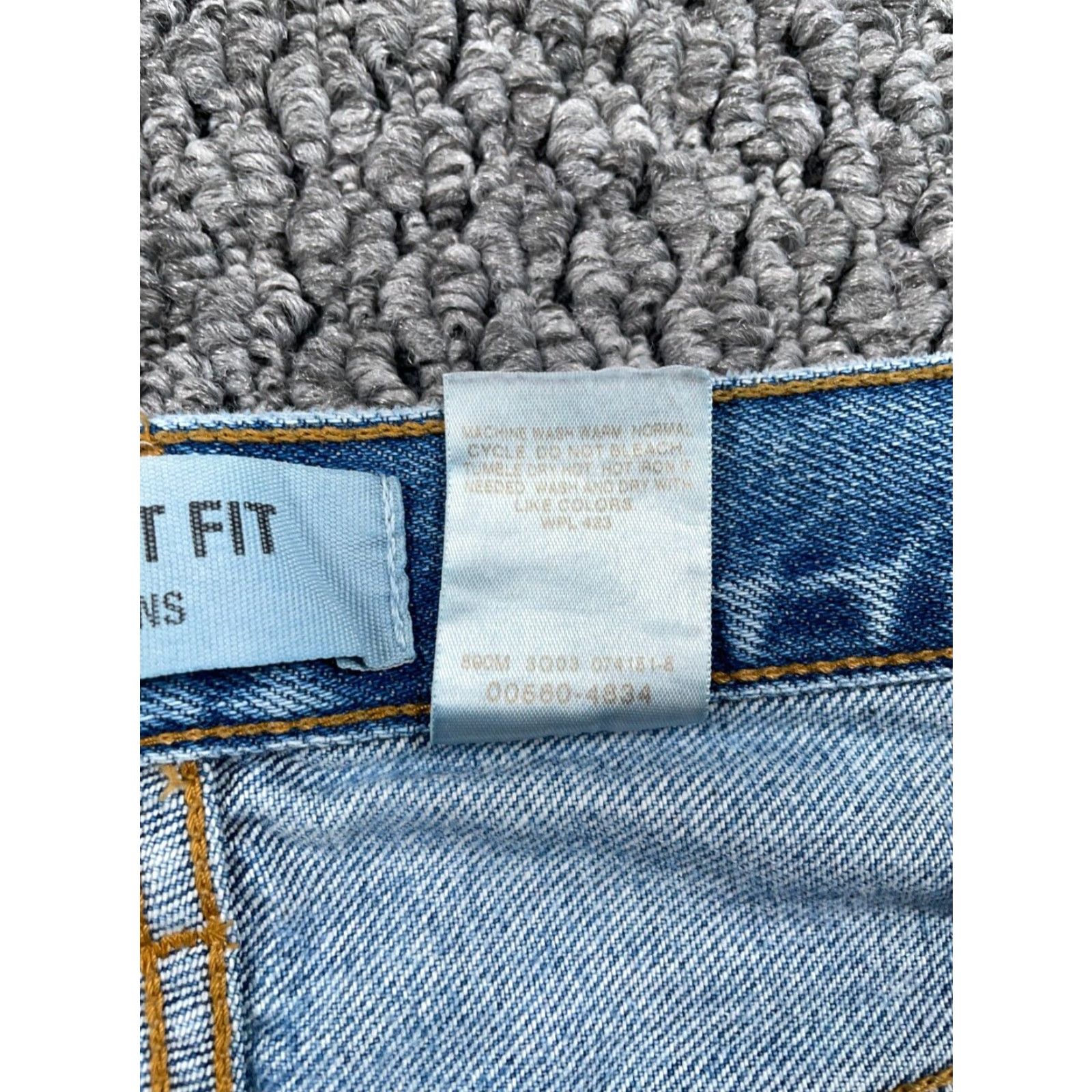 Levi's VINTAGE Levi's 560 Jeans - Jeans - Men - 40 Regular - Blue Denim - 90s Grunge Retro Style, Medium Wash, Tapered Fit, Zipper Fly, 39x29 (40x30 Tag) Size US 40 / EU 56 - 5 Thumbnail