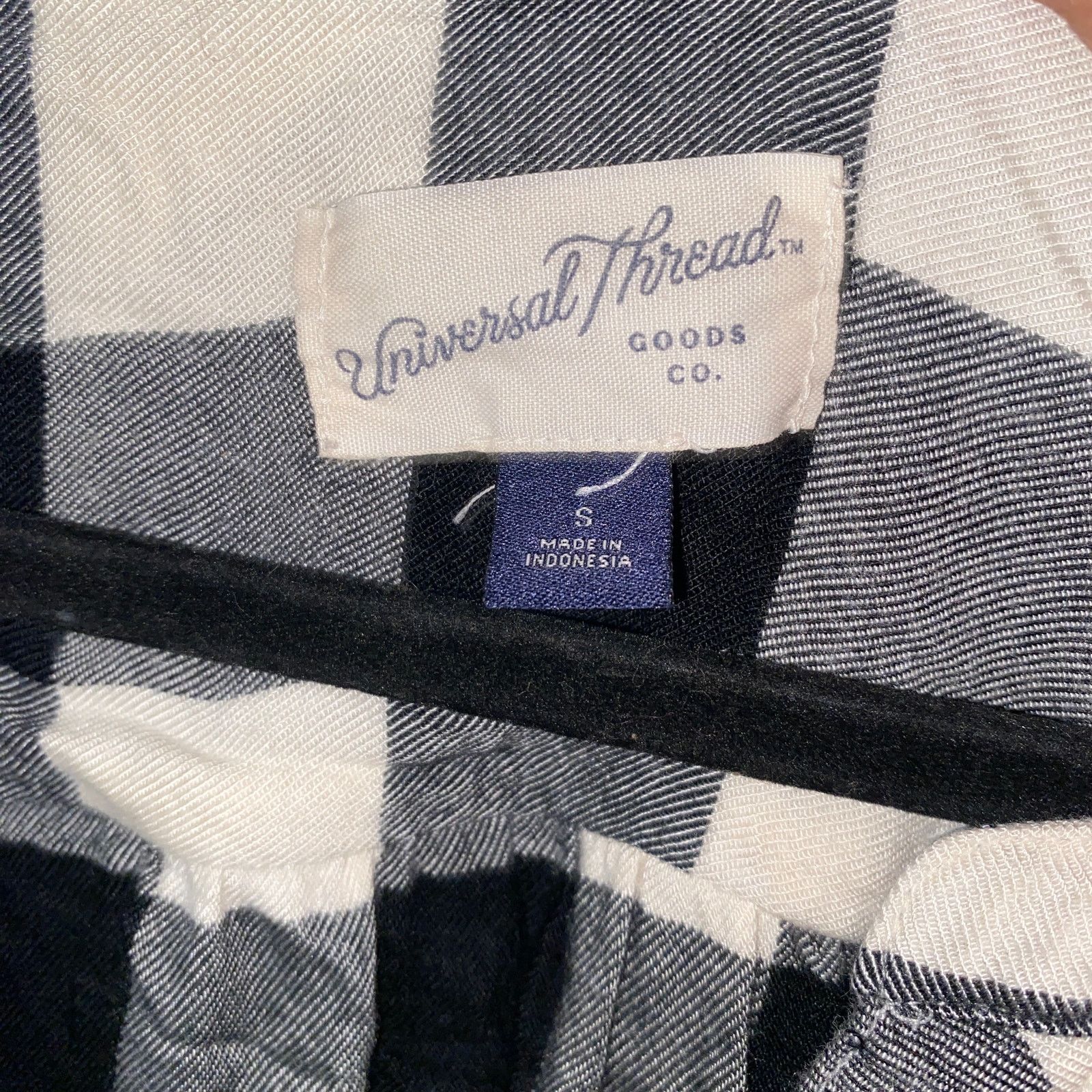 Other Universal Thread Black White Plaid V-Neck Twill Top Small Size S / US 4 / IT 40 - 5 Thumbnail