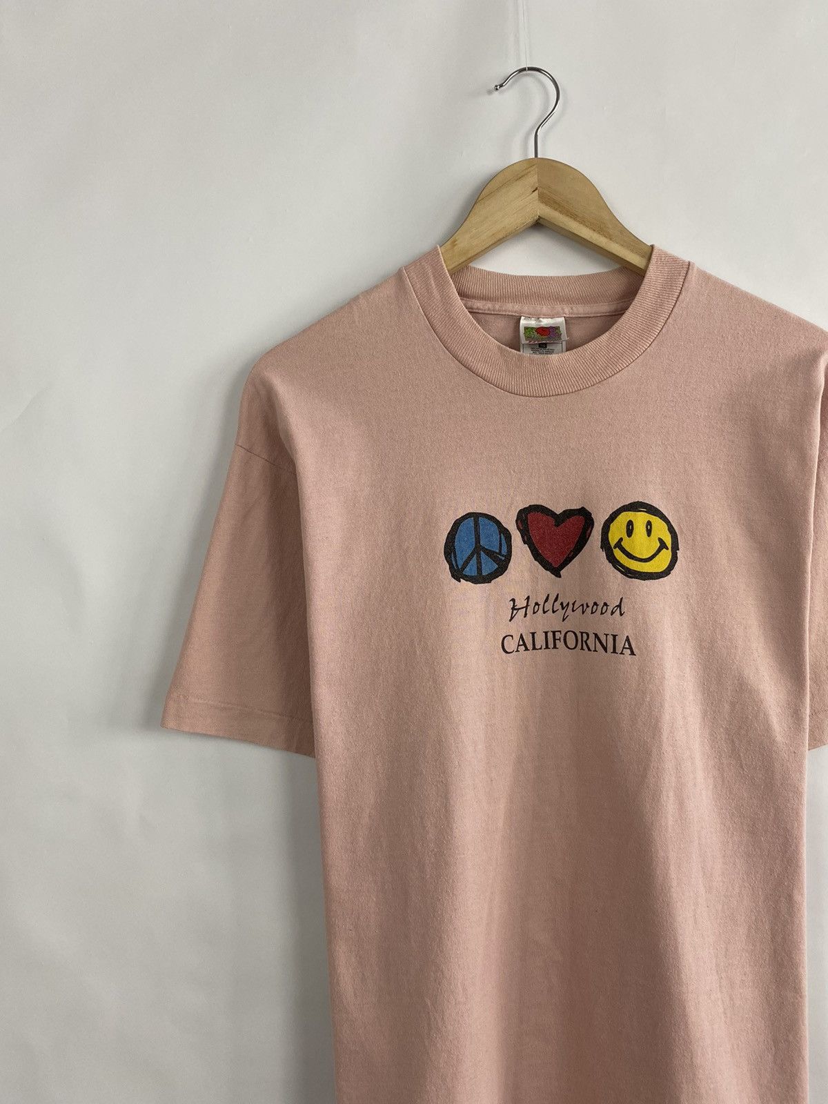 Fruit Of The Loom 🇺🇸 ☮️ Vintage 90s Peace Love Smile Rare Y2K T-Shirt Retro Hype Size US XL / EU 56 / 4 - 1 Thumbnail