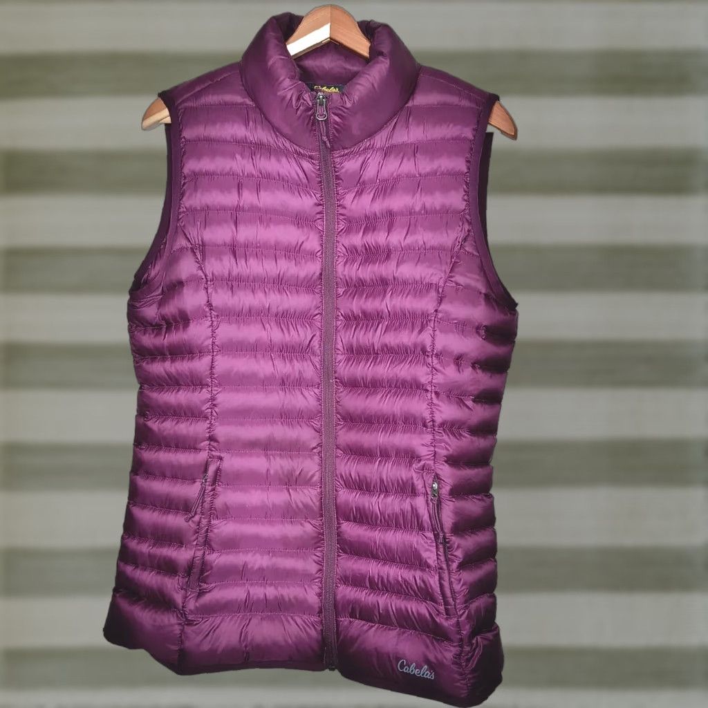 Vintage VINTAGE Cabela's Women Puffer Vest Vest Maroon Full Zip M Cowork Travel Workwear Casual Fall Winter 90s Mens? Size M / US 6-8 / IT 42-44 - 1 Thumbnail