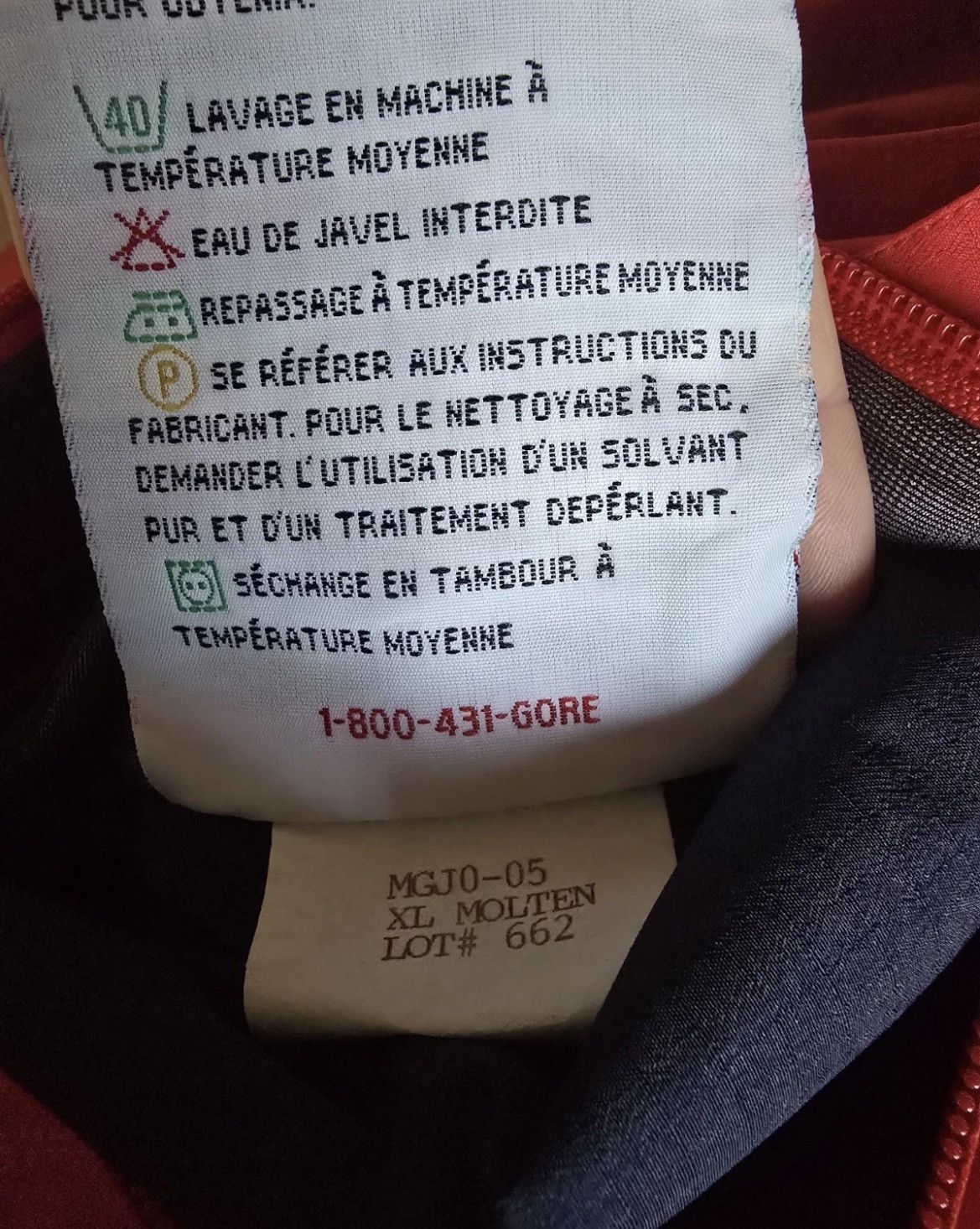 Arc'teryx Arc’teryx Alpha SV First Edition Gold Label 1999 Red XL EUC Size US XL / EU 56 / 4 - 20 Thumbnail