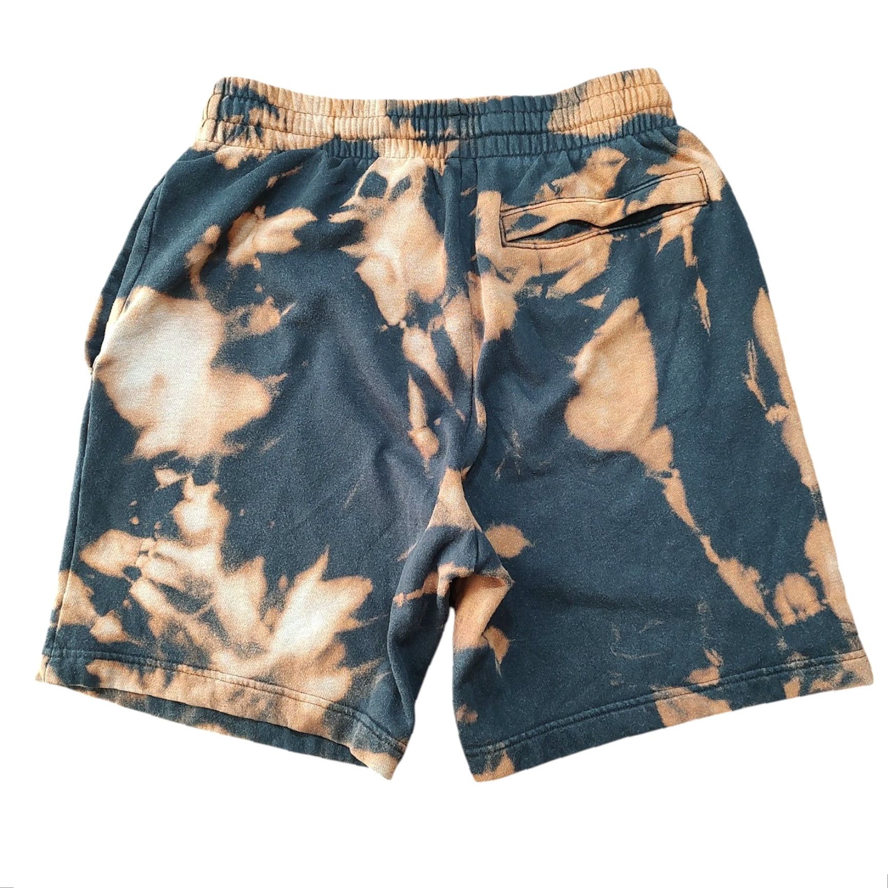 Under Armour Under Armour Sweat Shorts Black Tie Dye Acid Wash Mens Medium Logo Sweat Shorts Tie Dye Athletic Size US 28 / EU 44 - 2 Thumbnail