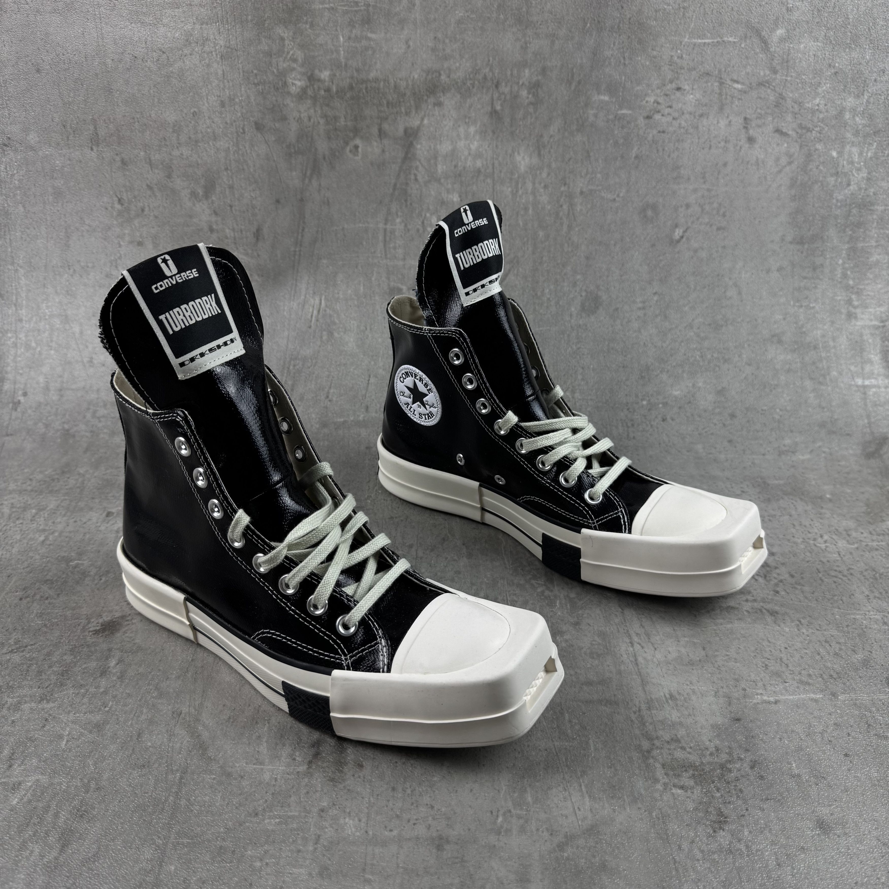 Converse × Rick Owens Drkshdw RICK OWENS CONVERSE TurboDrk Chuck 