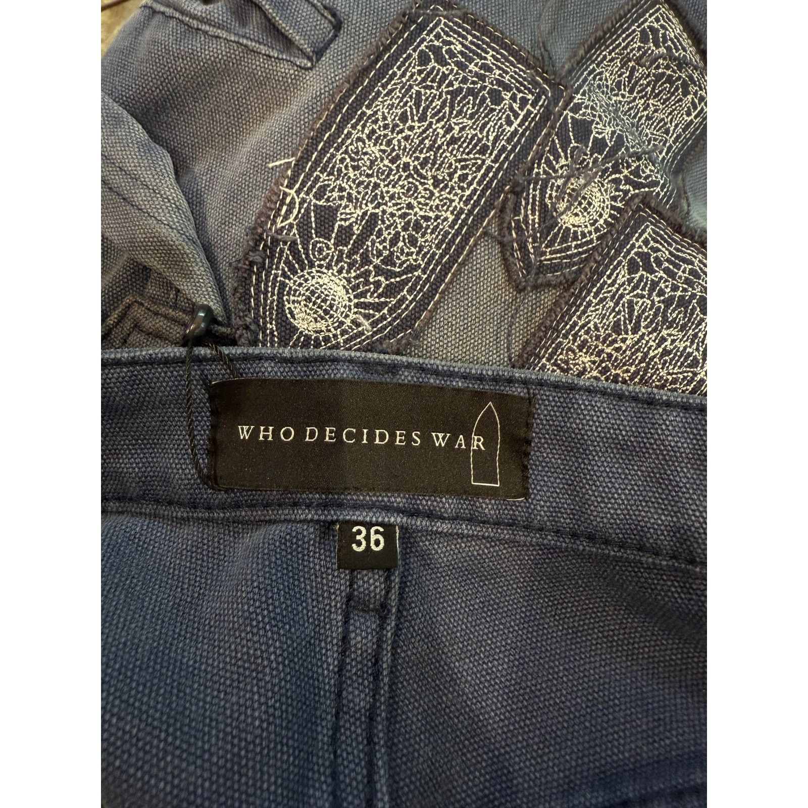 Who Decides War WDW Patched Arch Embroidered Navy Blue Jeans Size US 36 / EU 52 - 3 Thumbnail