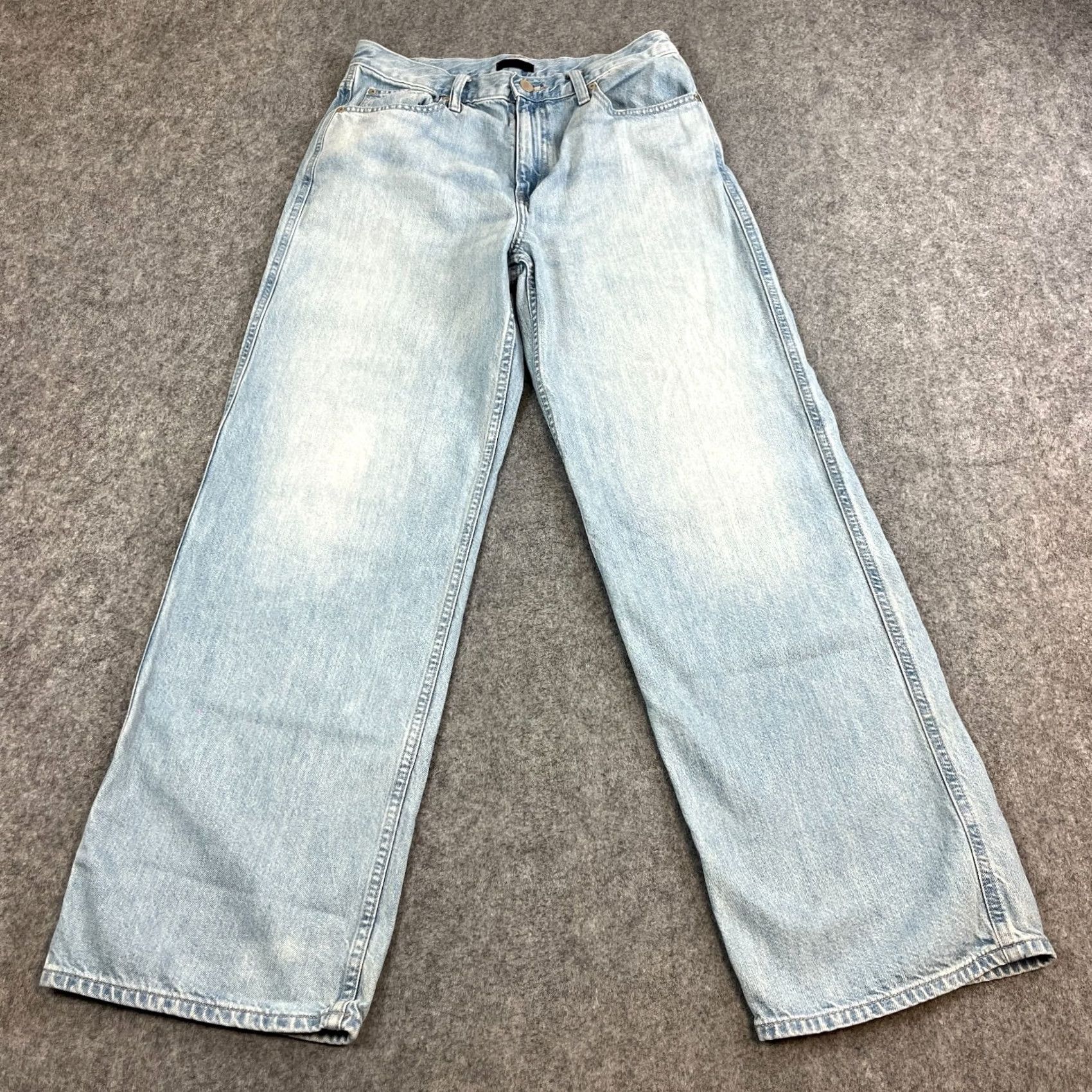 Uniqlo Uniqlo Jeans Baggy Wide-Leg 26 31 Light Wash Blue 100% Cotton Womens Size 6 Regular Size 28" / US 6 / IT 42 - 2 Thumbnail