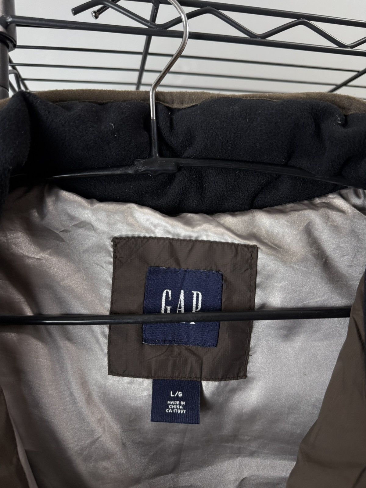 Gap Streetwear Gap Brown Puffer Vest Travis Scott Style Size US L / EU 52-54 / 3 - 7 Thumbnail