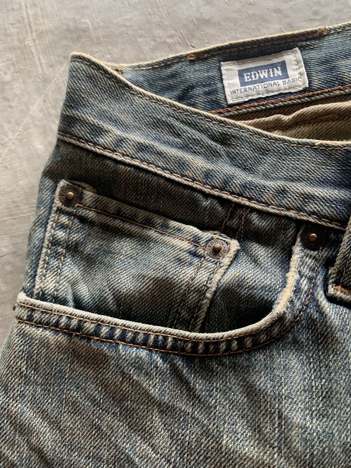 Edwin × Japanese Brand vintage rusty edwin 404 made in japan season fade Size US 32 / EU 48 - 9 Thumbnail