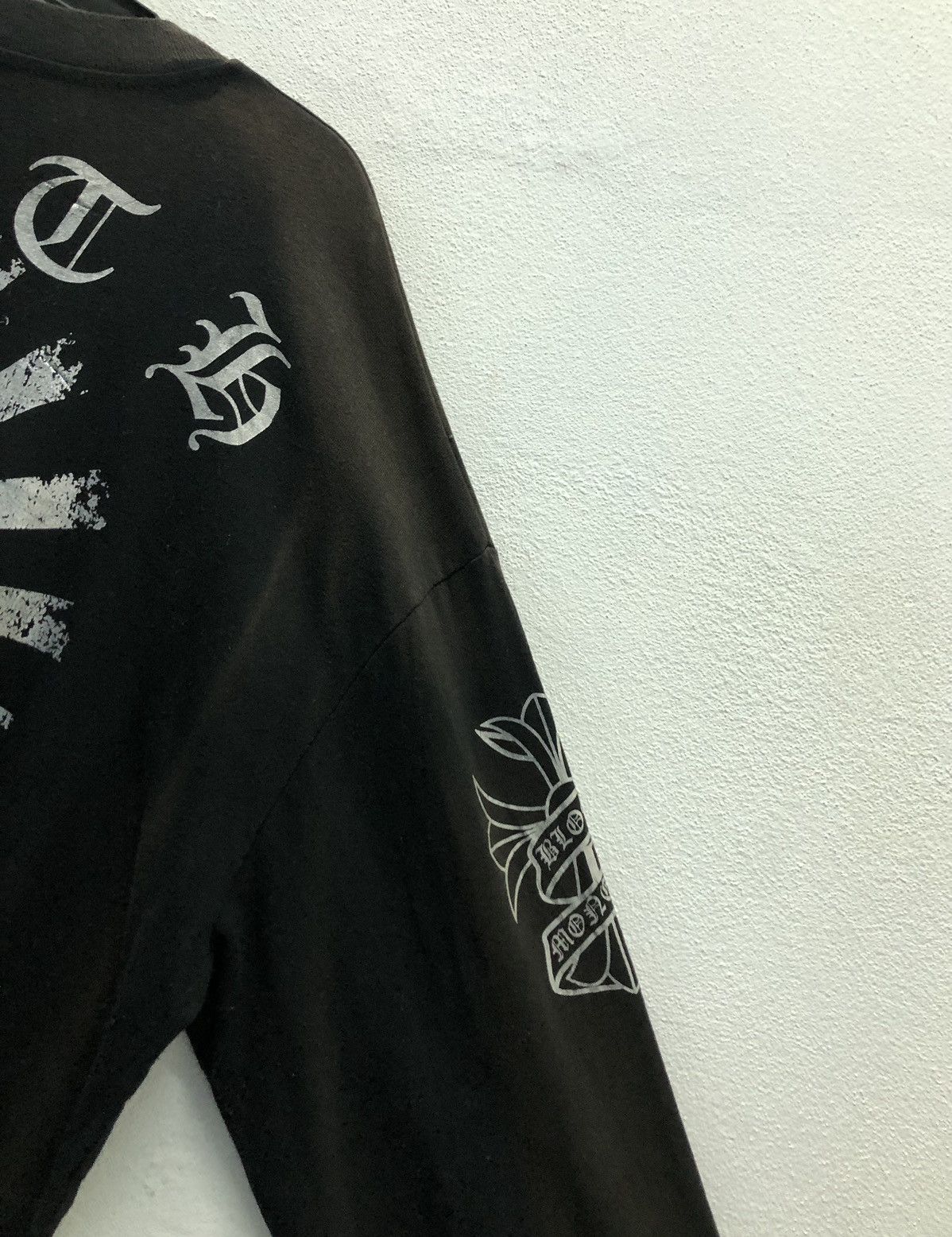 Vintage Vintage Blood Money Tokyo Long Sleeve T-Shirt Size US XL / EU 56 / 4 - 12 Thumbnail
